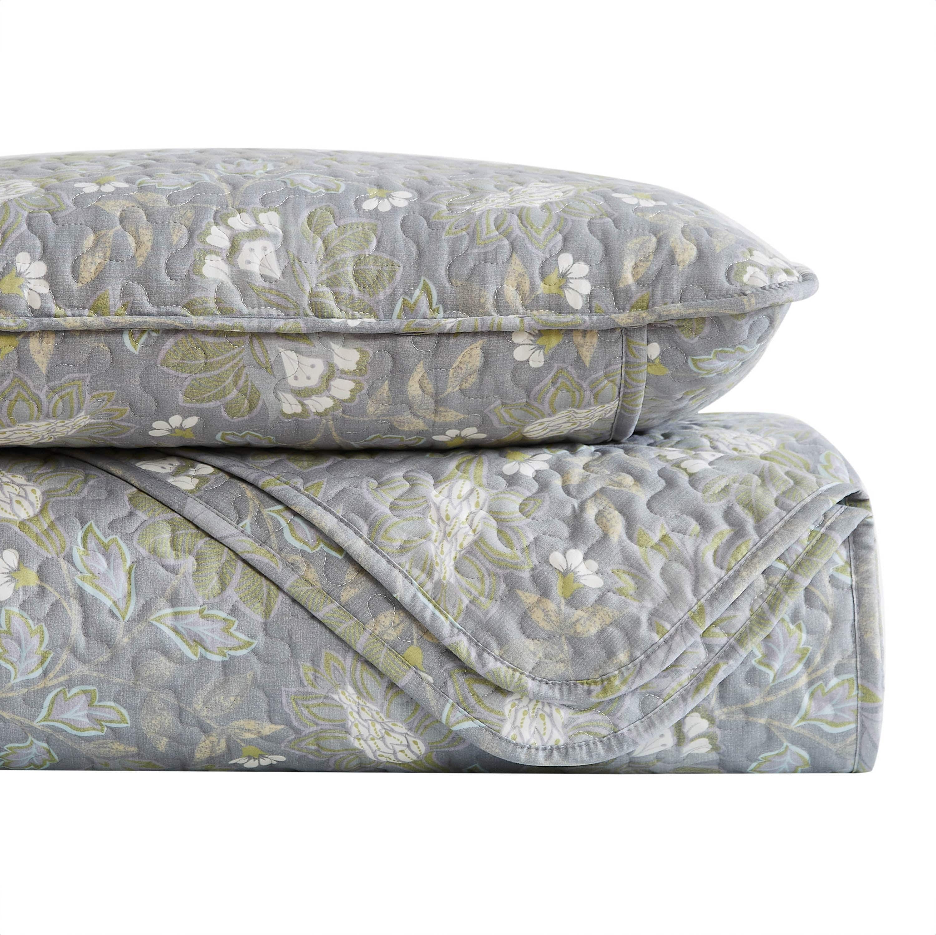 Infinite Blossom Quilt Set