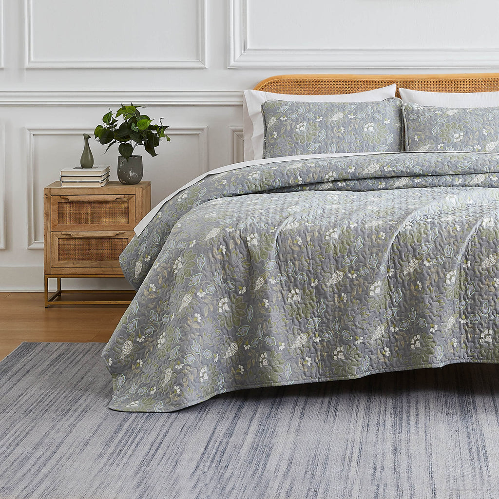 Infinite Blossom Quilt Set
