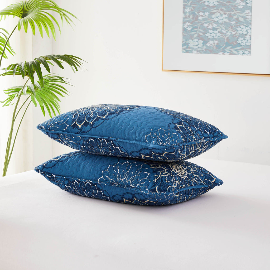 Midnight Floral Quilt Set