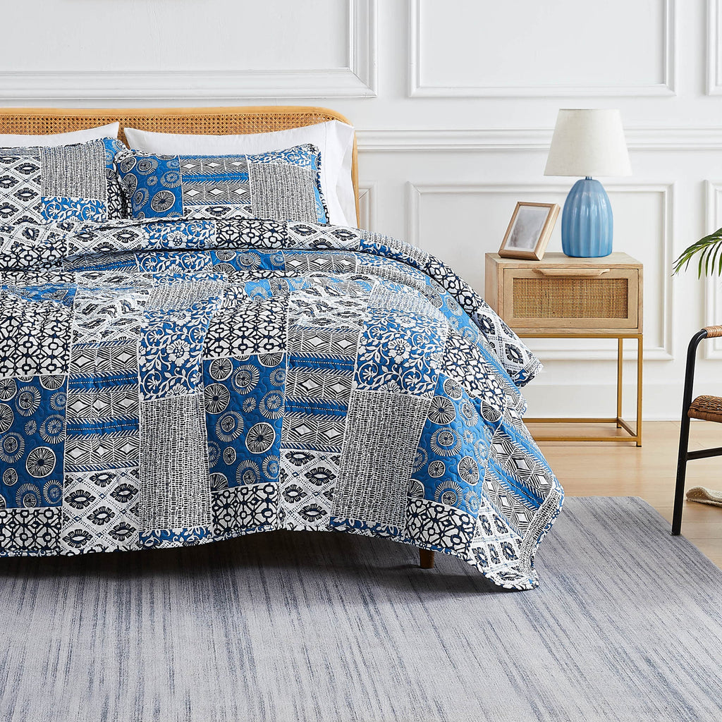 Global Patchwork Quilt Set