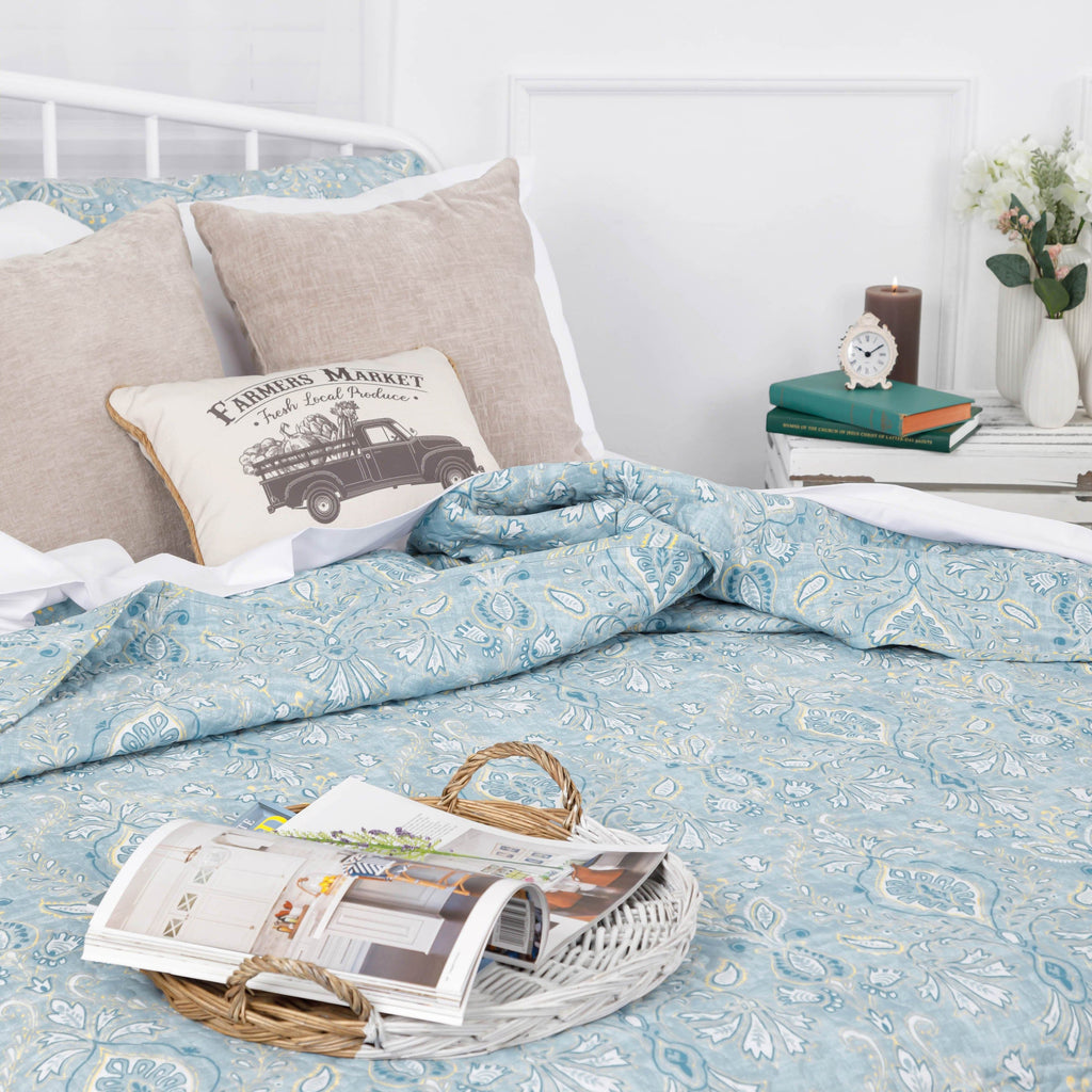 Paisley Grace Quilt Set