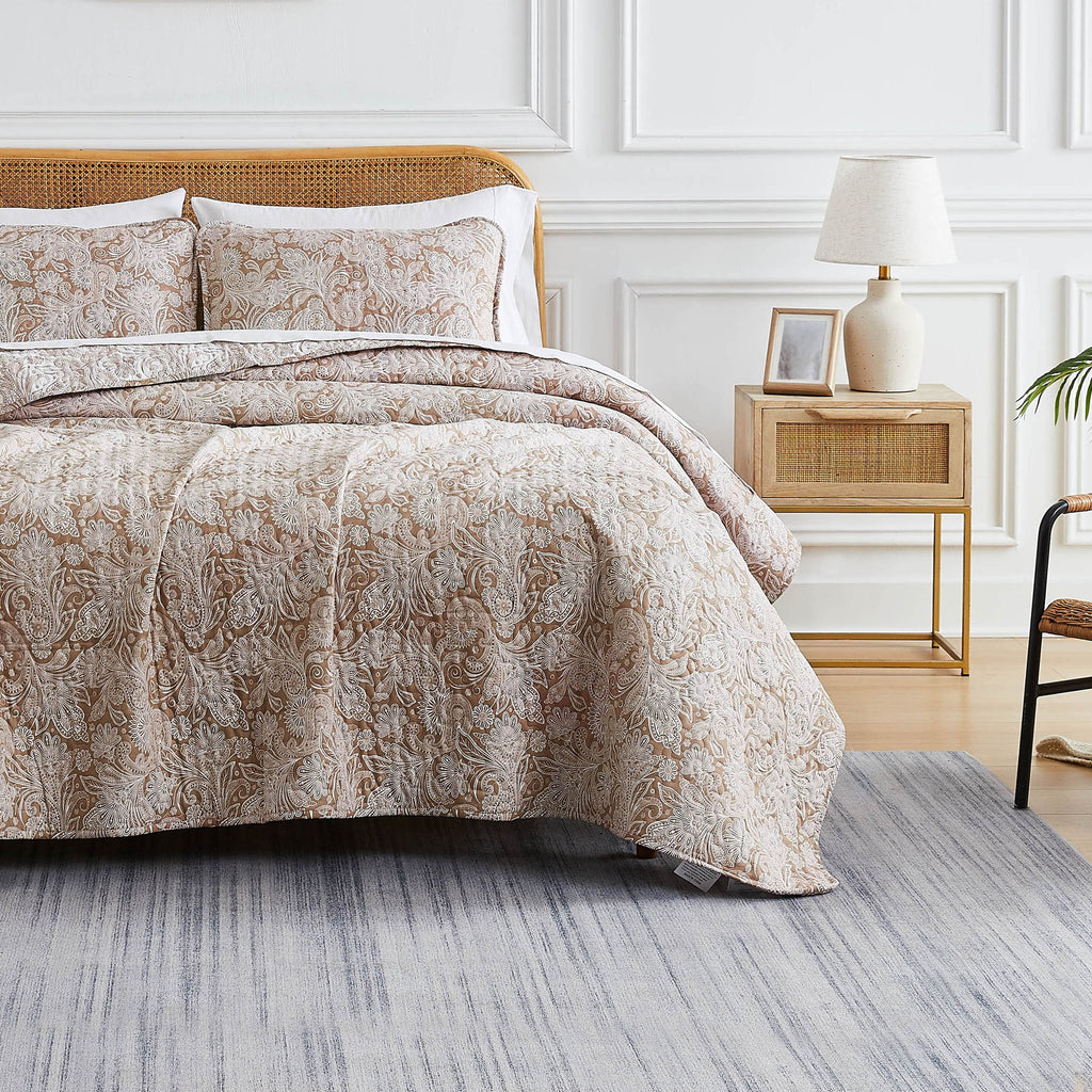 Perfect Paisley Reversible Quilt Set