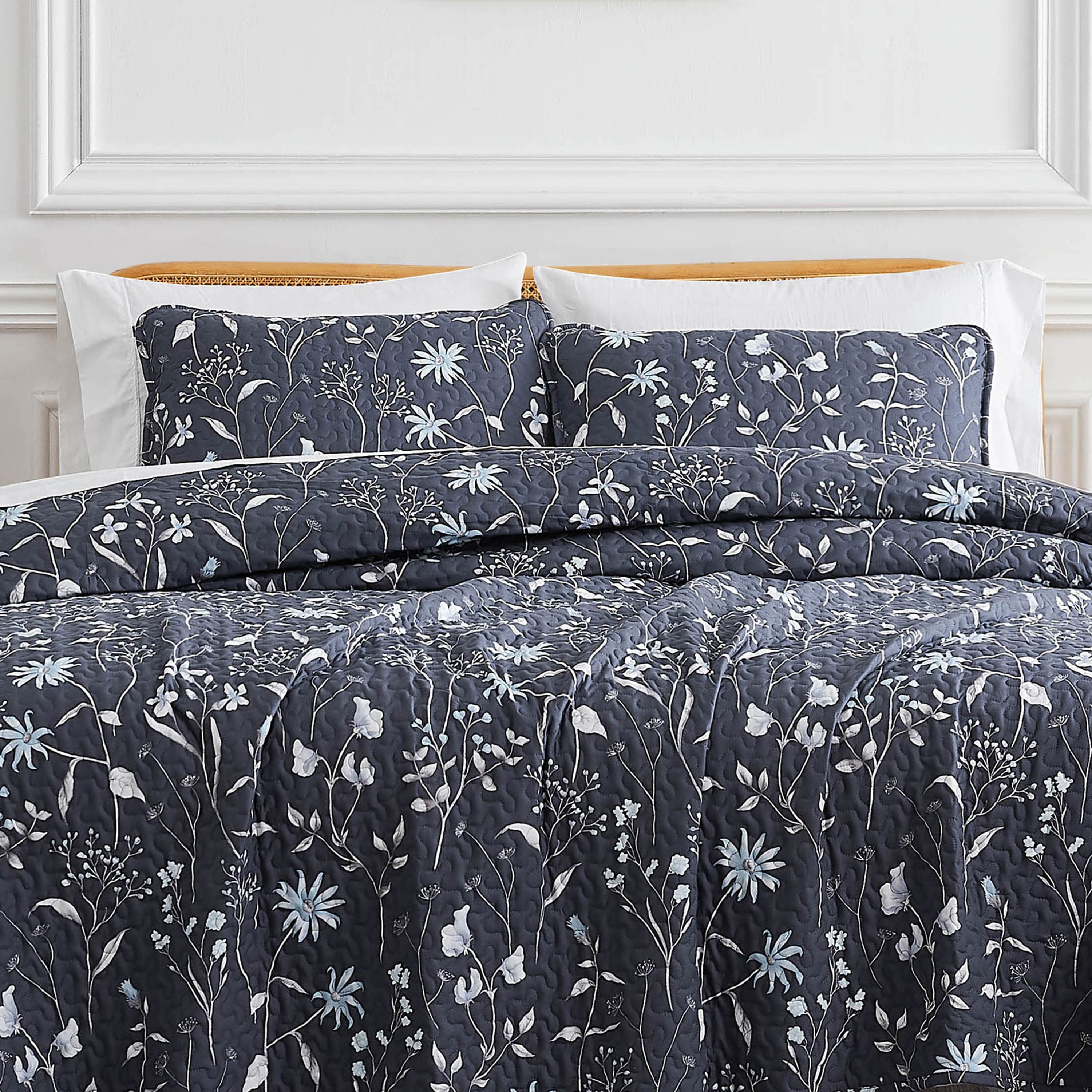 Secret Meadow Quilt Set