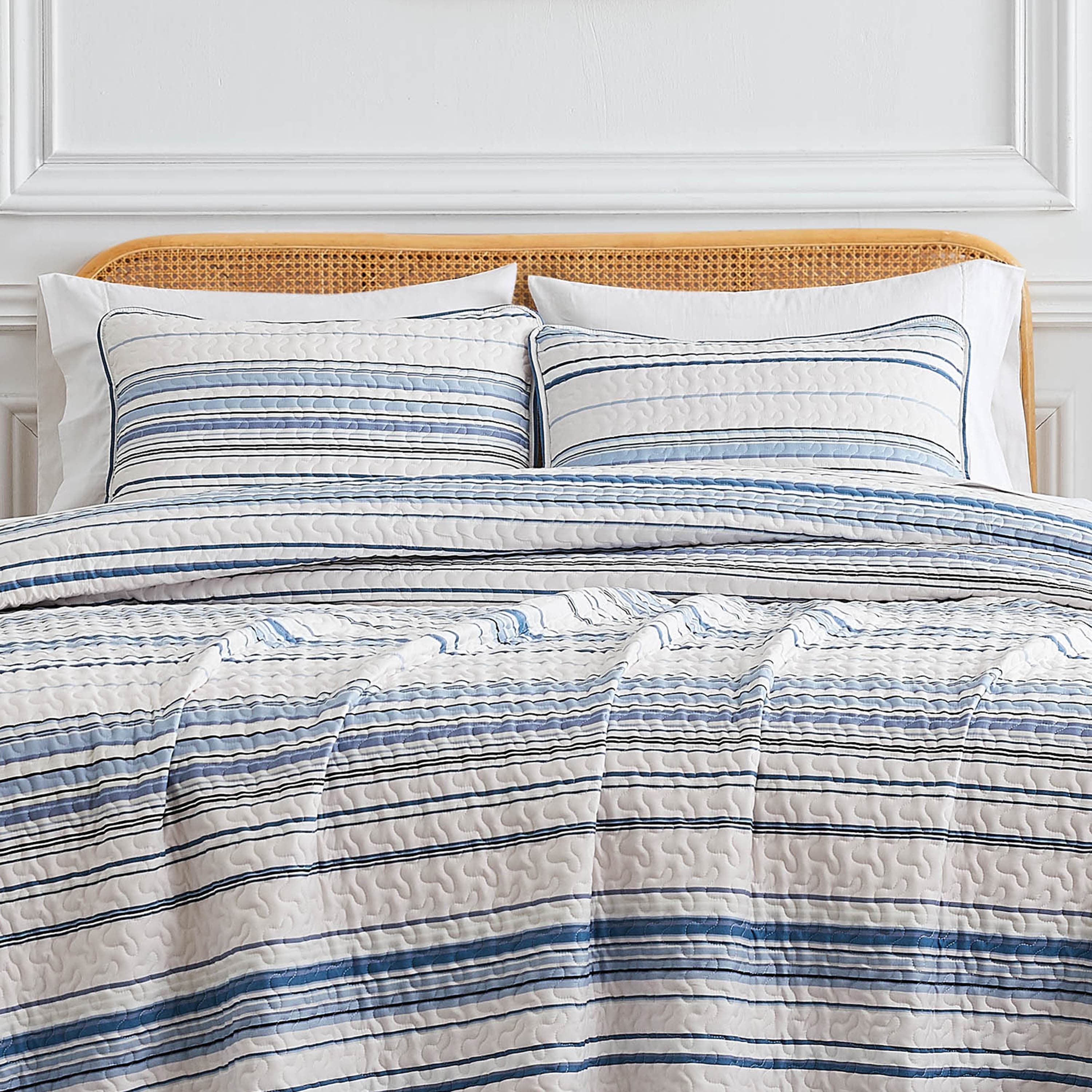 Coastal Stripes Quilt Set