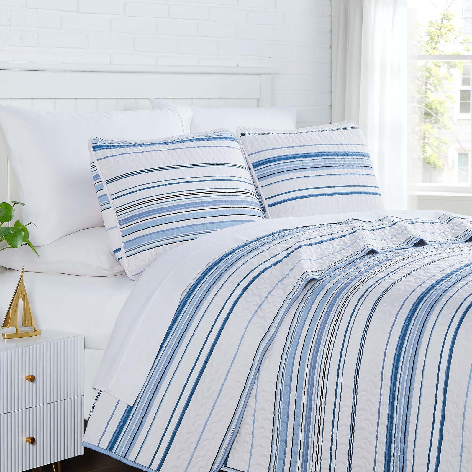 #color_coastal-blue