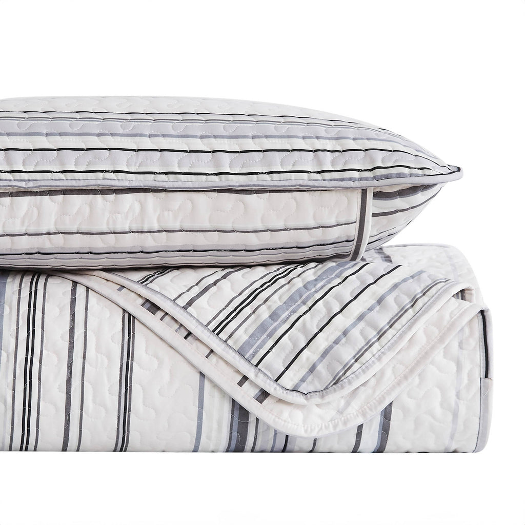Coastal Stripes Quilt Set