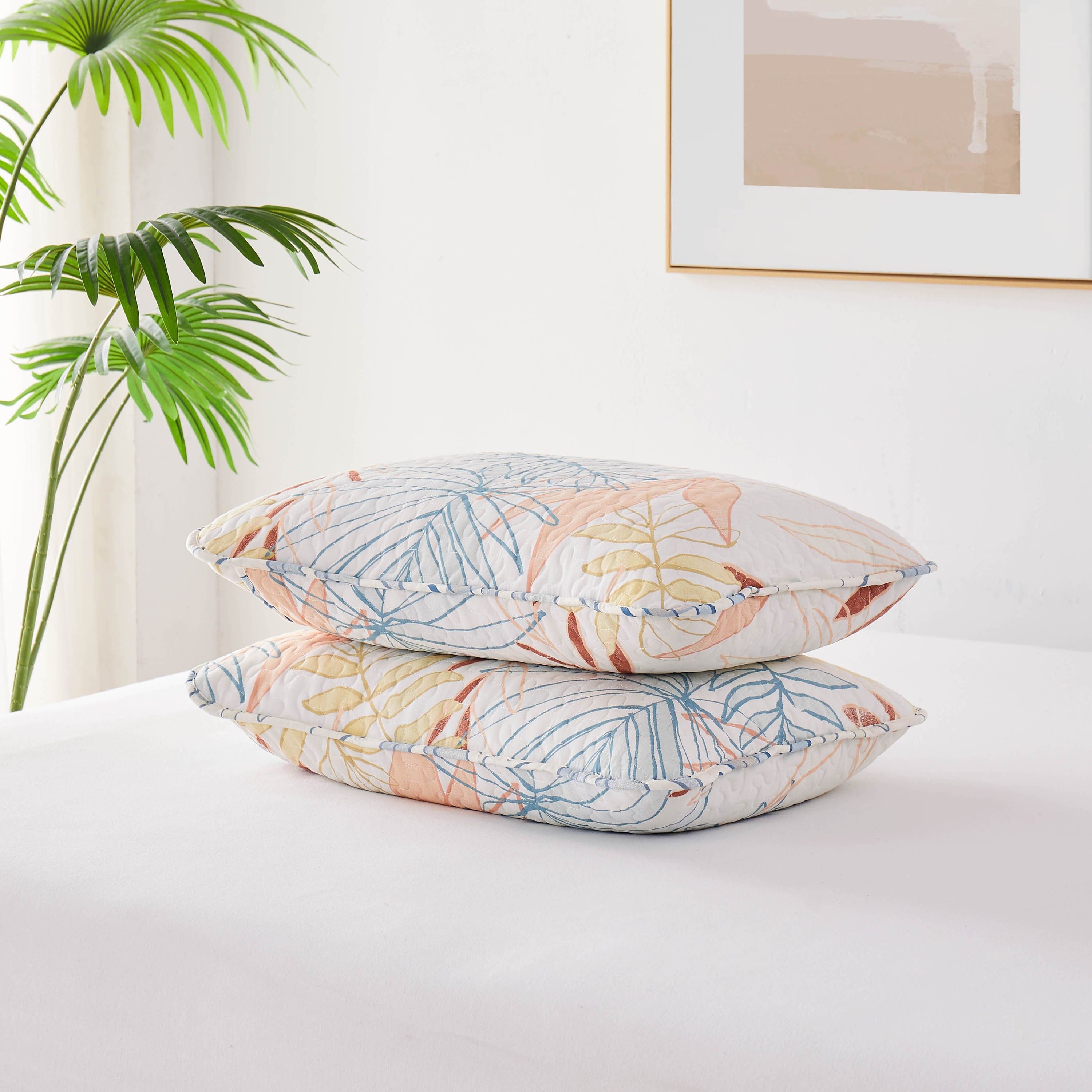 Tropic Leaf Quilt Set