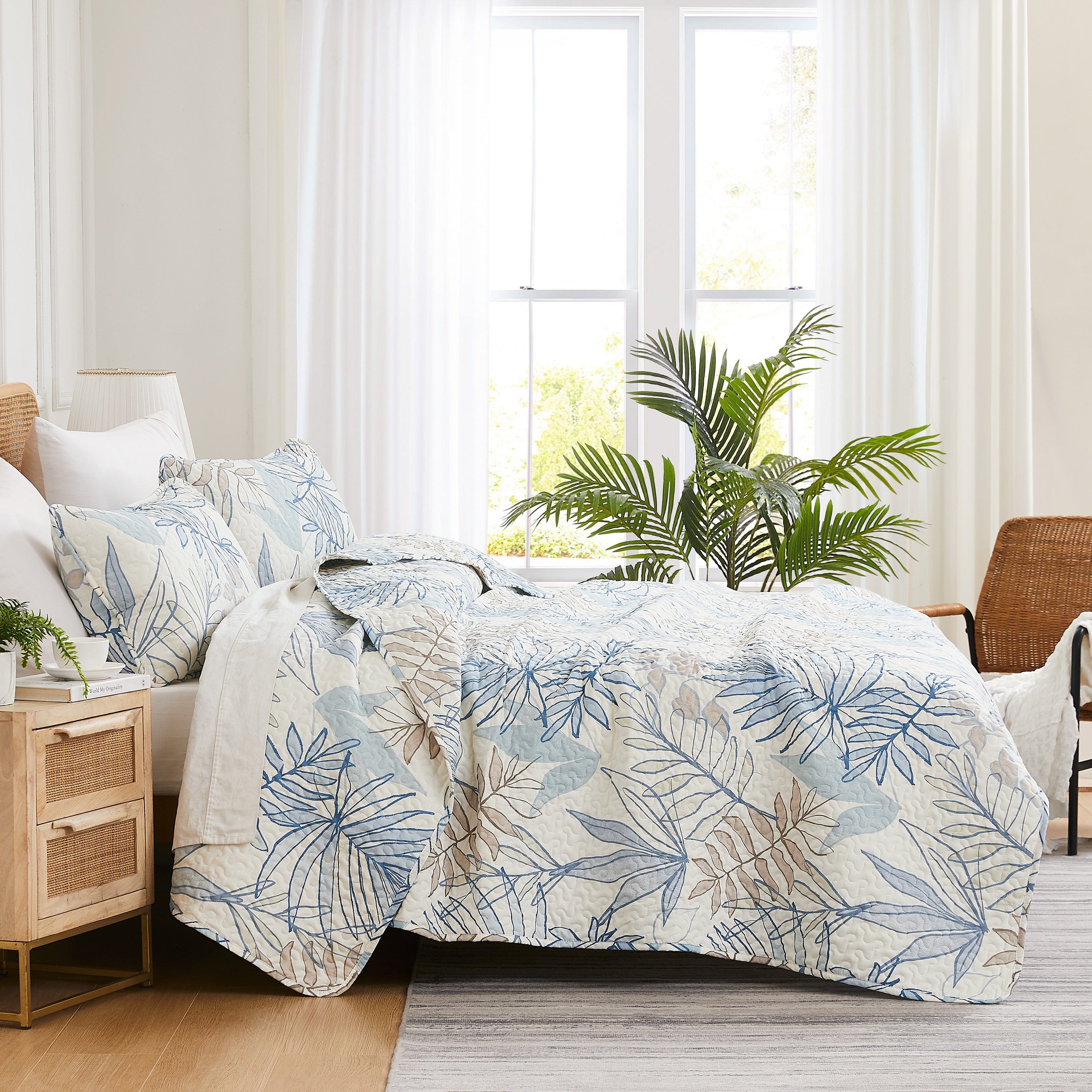 Tropic Leaf Quilt Set