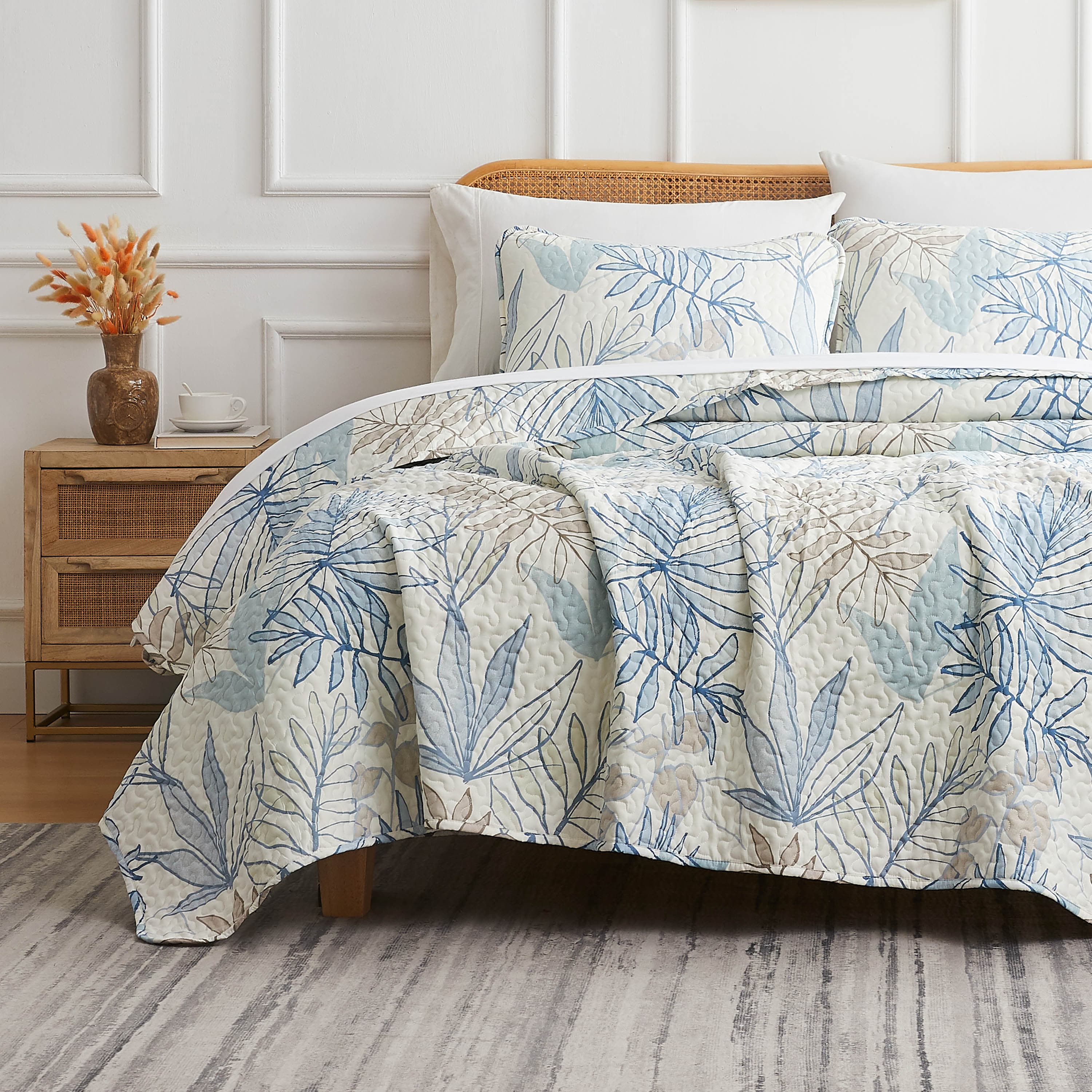 Tropic Leaf Quilt Set