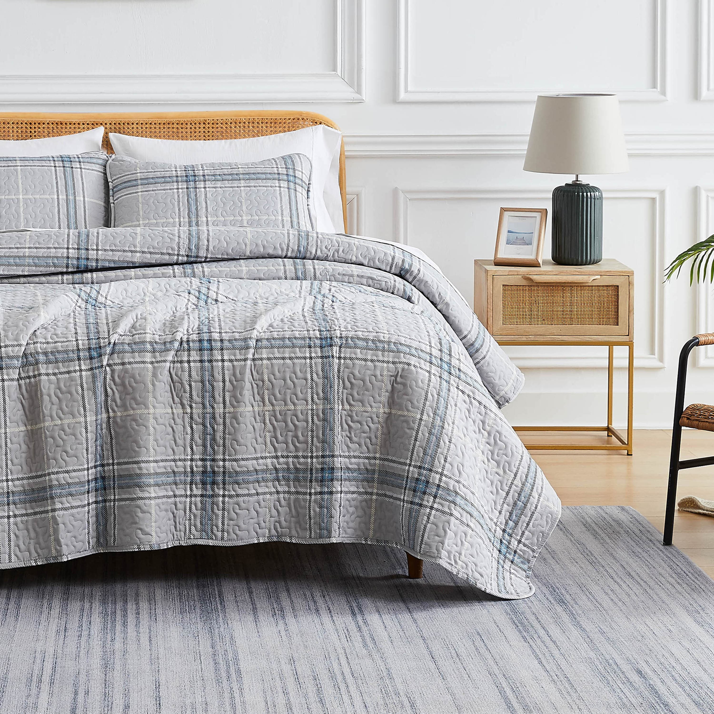 Vilano Plaid Quilt Set
