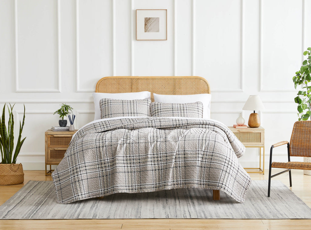 Vilano Plaid Quilt Set
