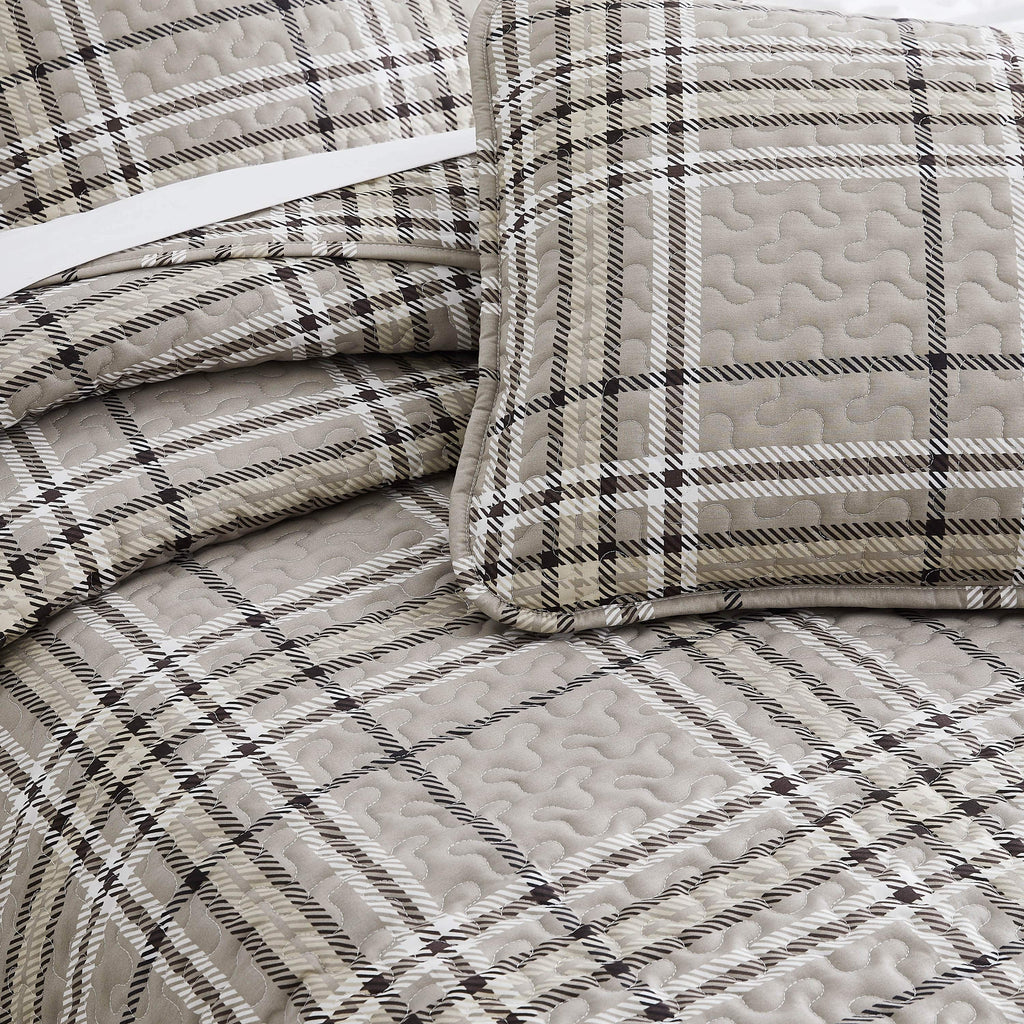 Vilano Plaid Quilt Set