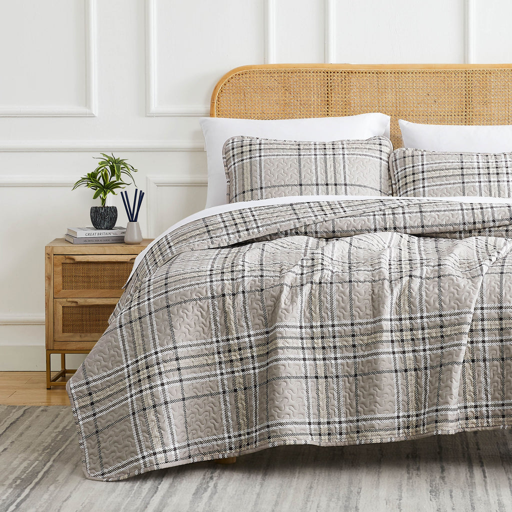 Vilano Plaid Quilt Set