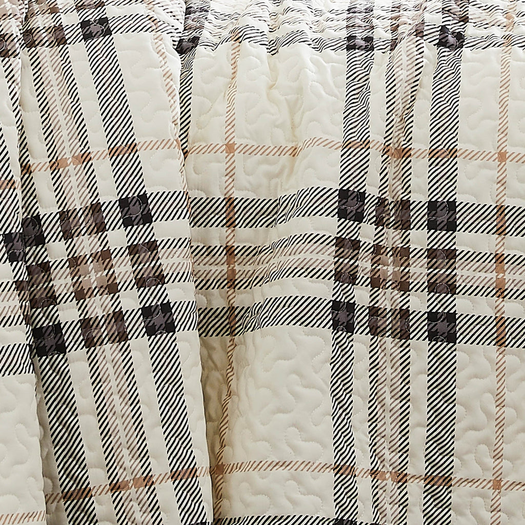 Vilano Plaid Quilt Set