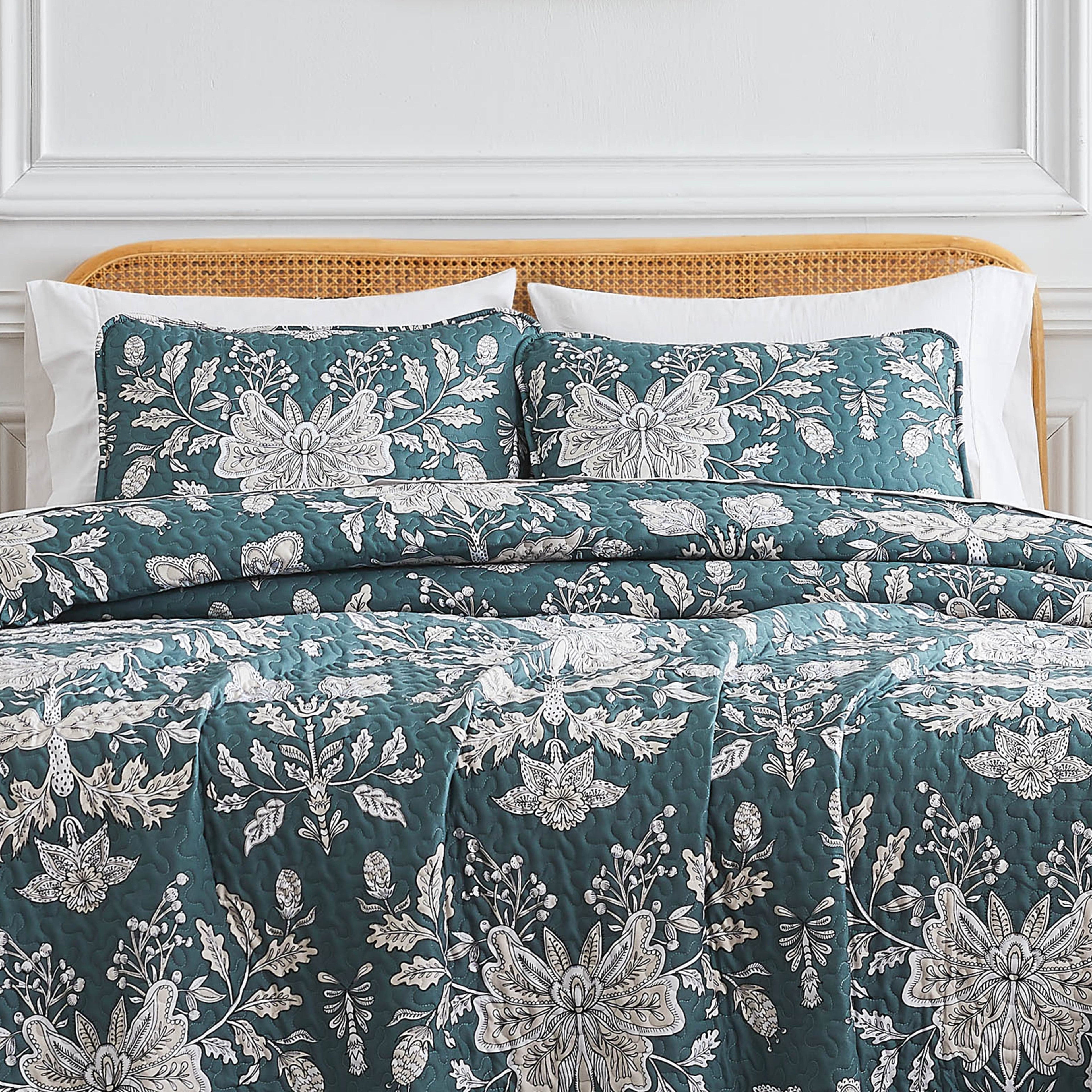 Vintage Garden Quilt Set