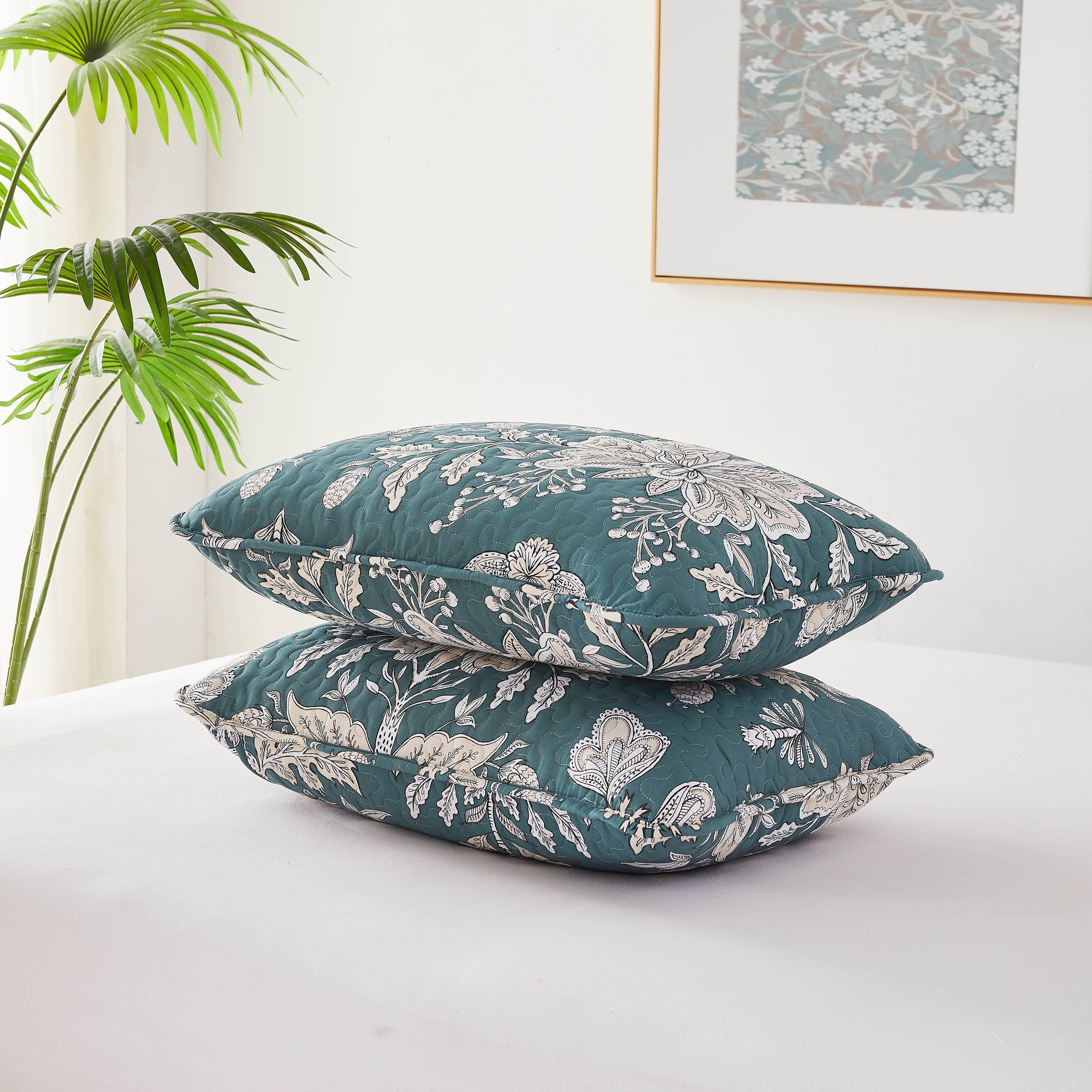Vintage Garden Quilt Set