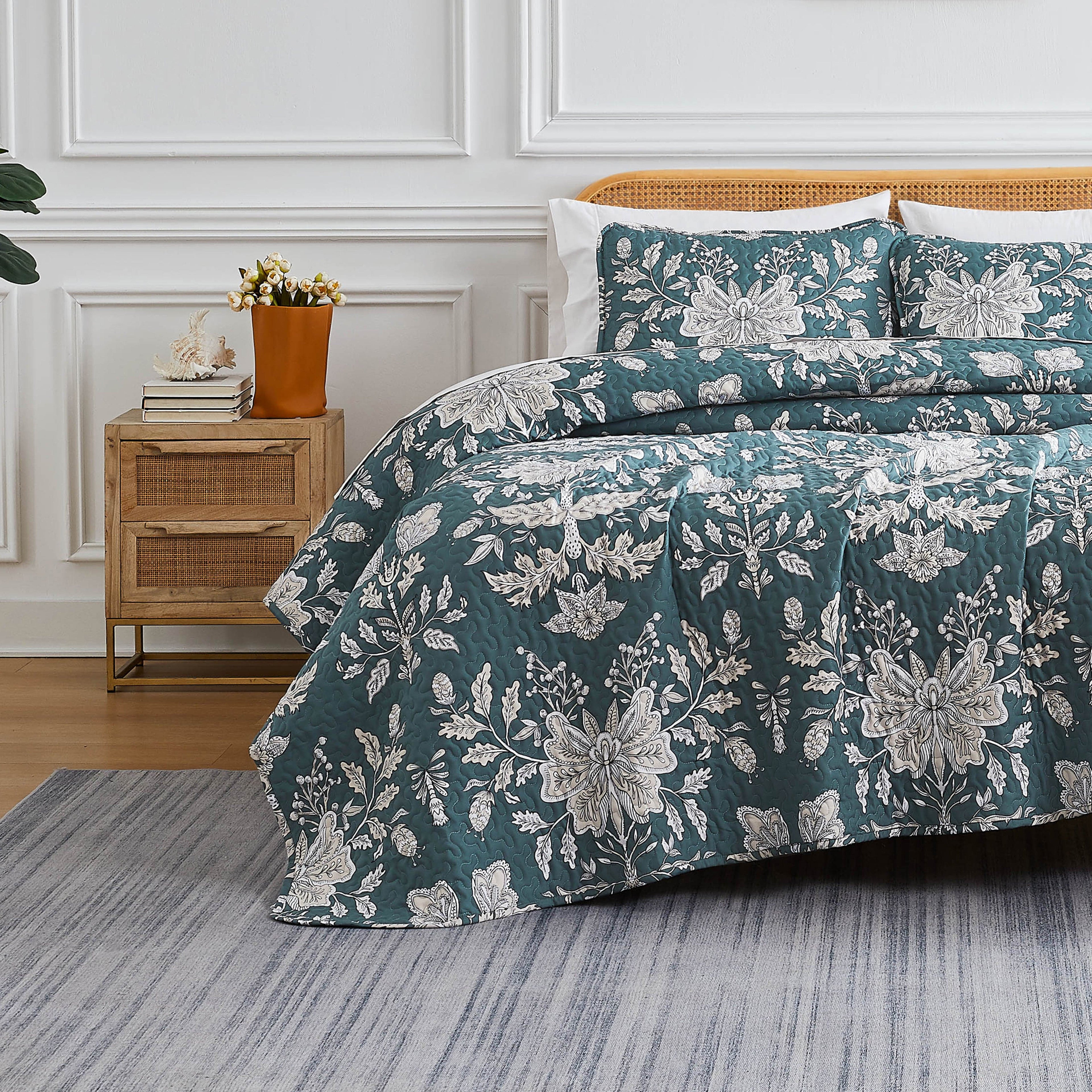 Vintage Garden Quilt Set
