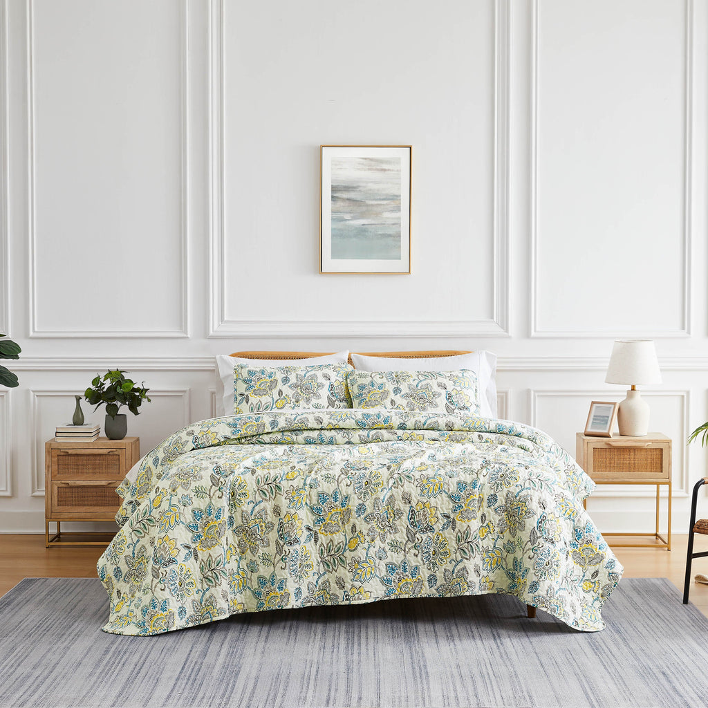 Front View of Wanderlust Quilt Set in cream#color_wanderlust-cream