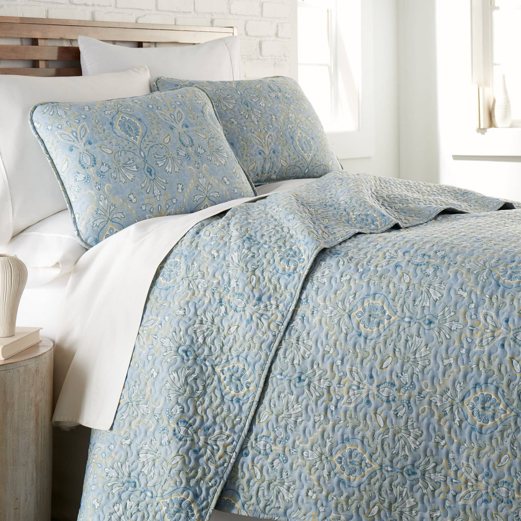 Paisley Grace Quilt Set