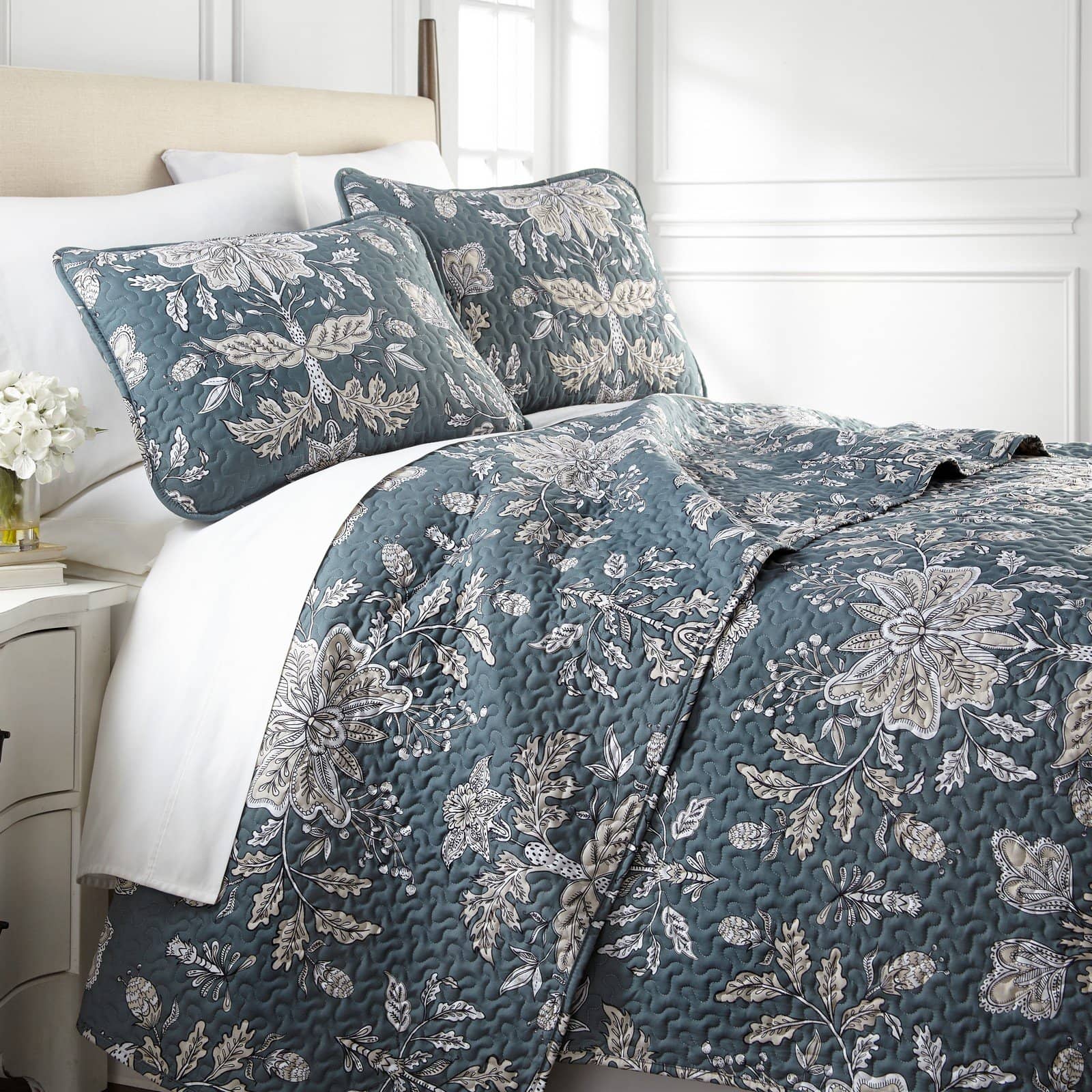 Vintage Garden Quilt Set