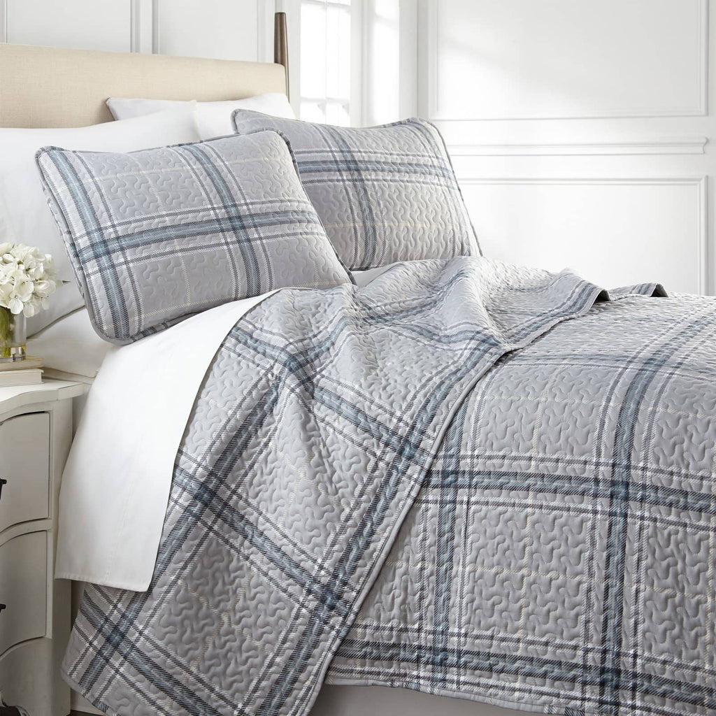 Vilano Plaid Quilt Set