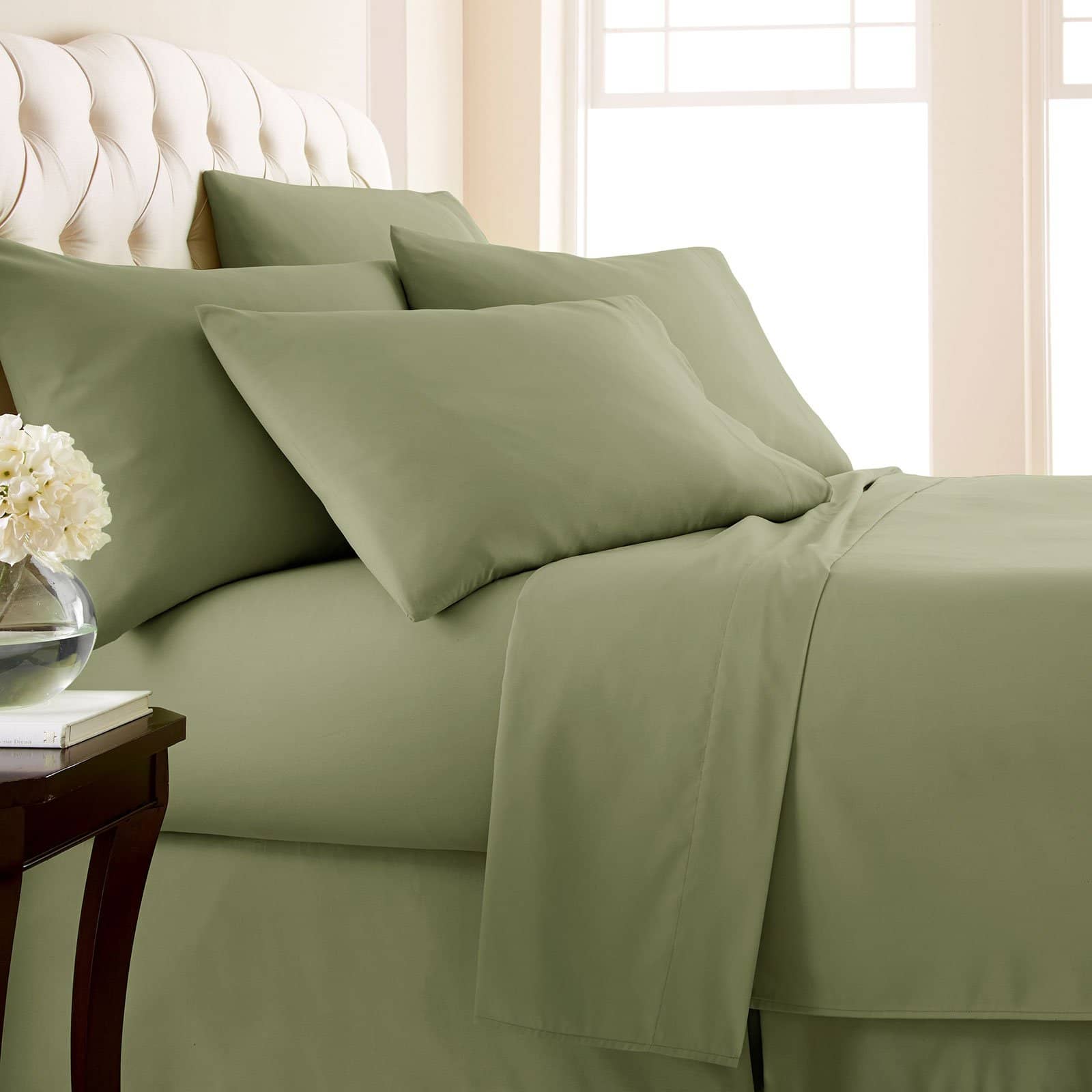 Side View of Vilano Extra Deep Pocket 6-Piece Sheet Set in Sage Green#color_vilano-sage-green