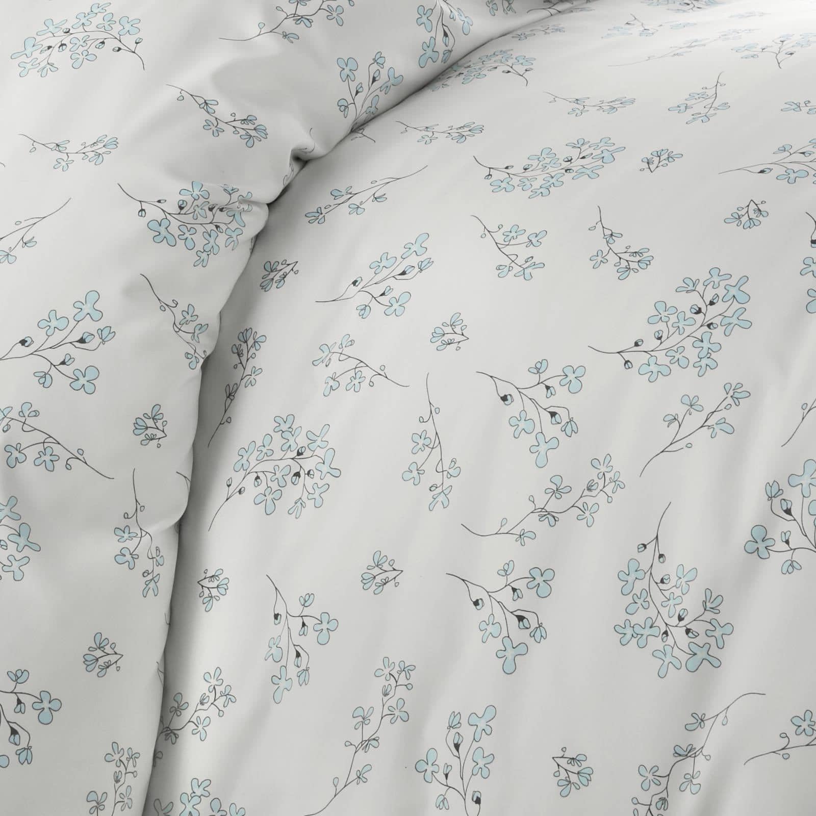 Sweet Florals Reversible Duvet Cover Set