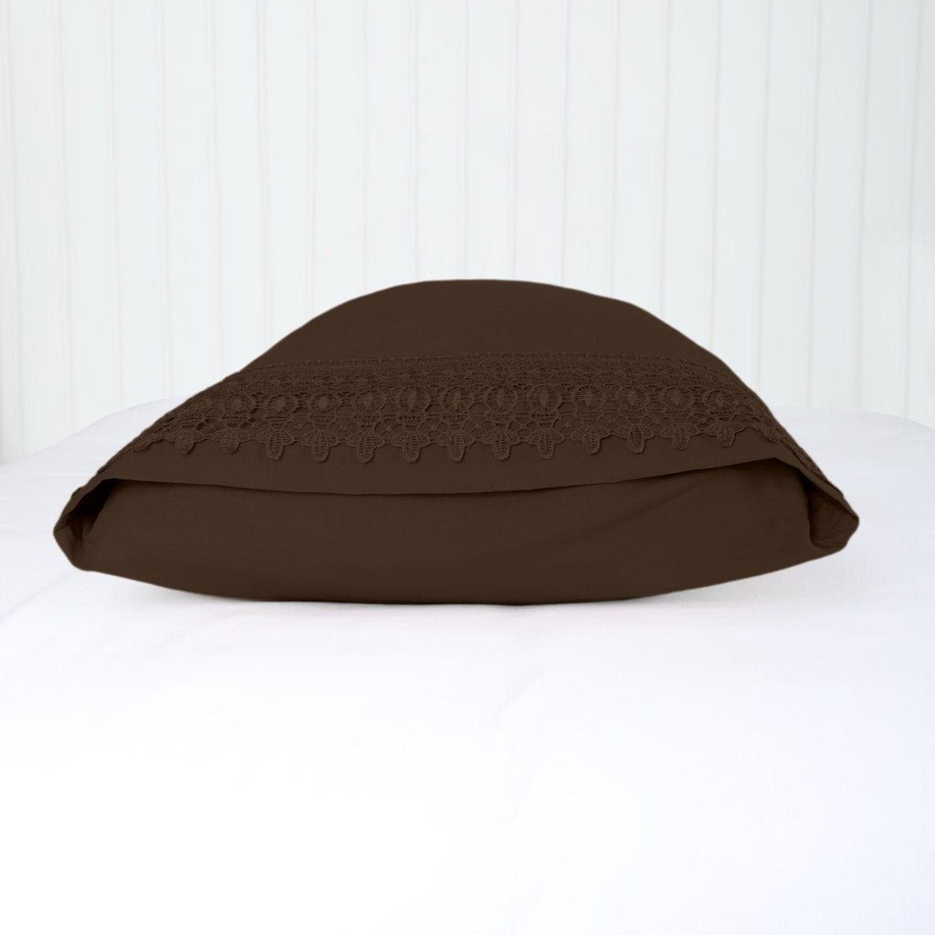 Vilano Lace Hem Pillow Cases