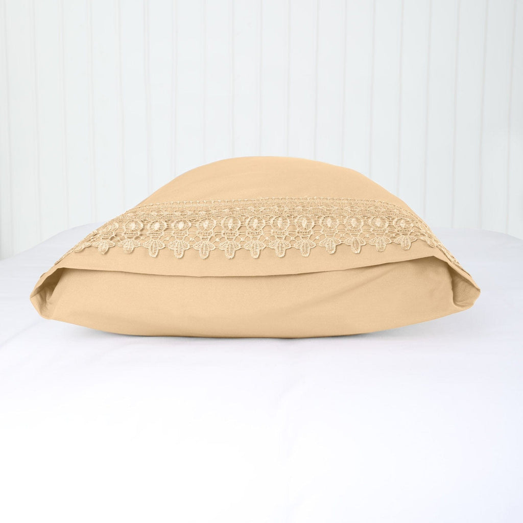 Vilano Lace Hem Pillow Cases