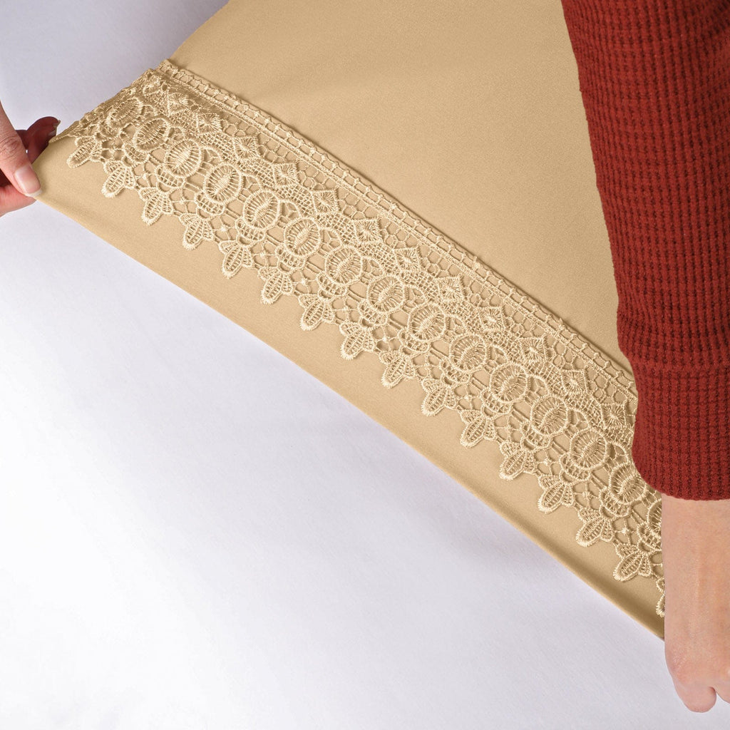 Vilano Lace Hem Pillow Cases