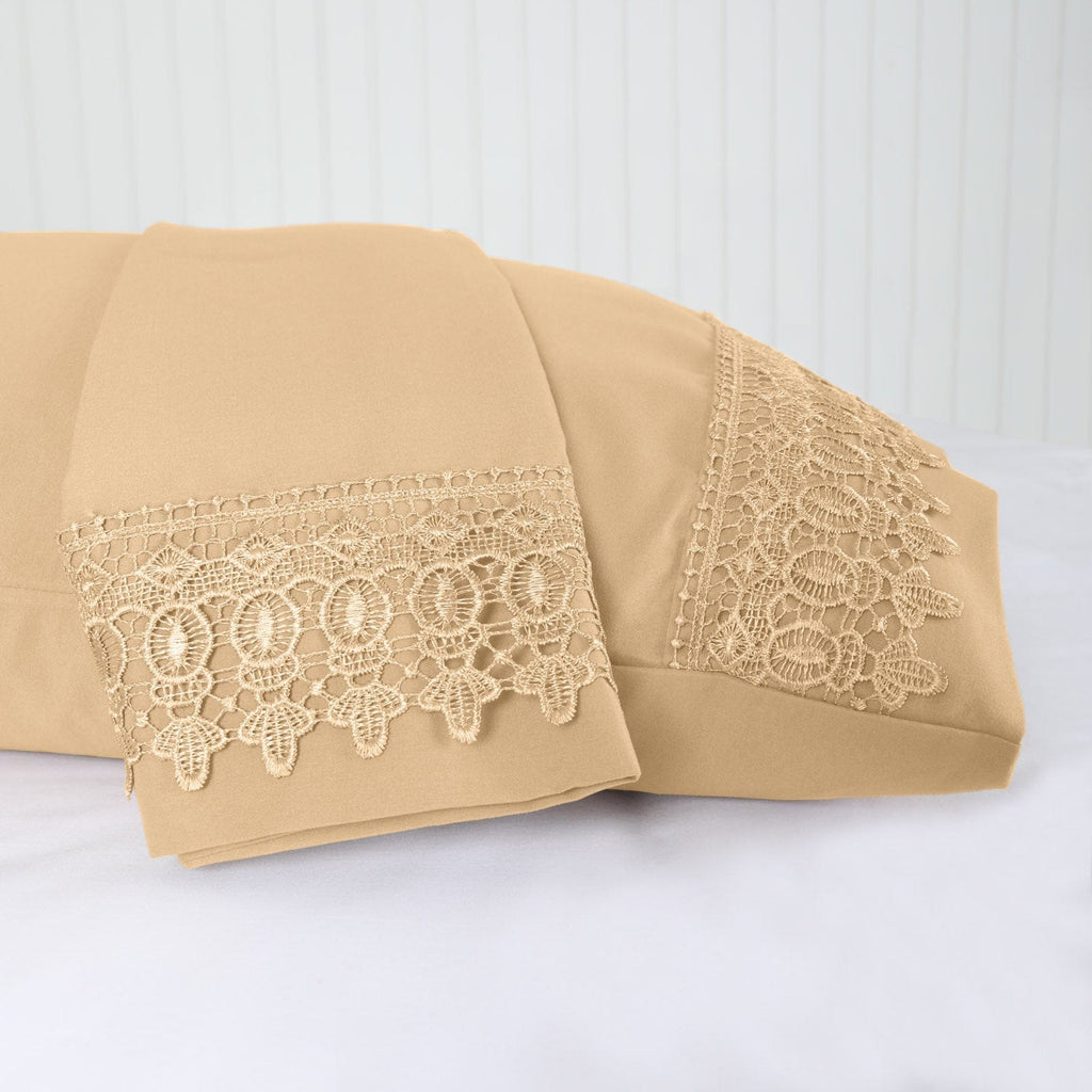 Vilano Lace Hem Pillow Cases