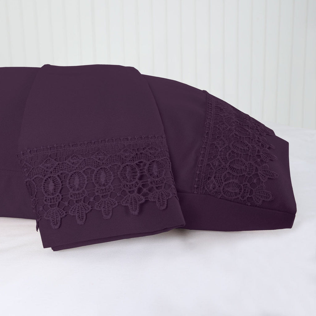Vilano Lace Hem Pillow Cases