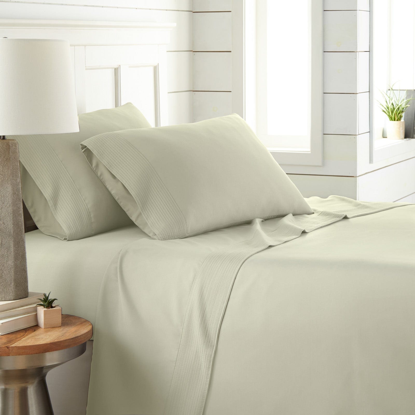 Vilano Extra Deep Pocket Pleated Sheet Set