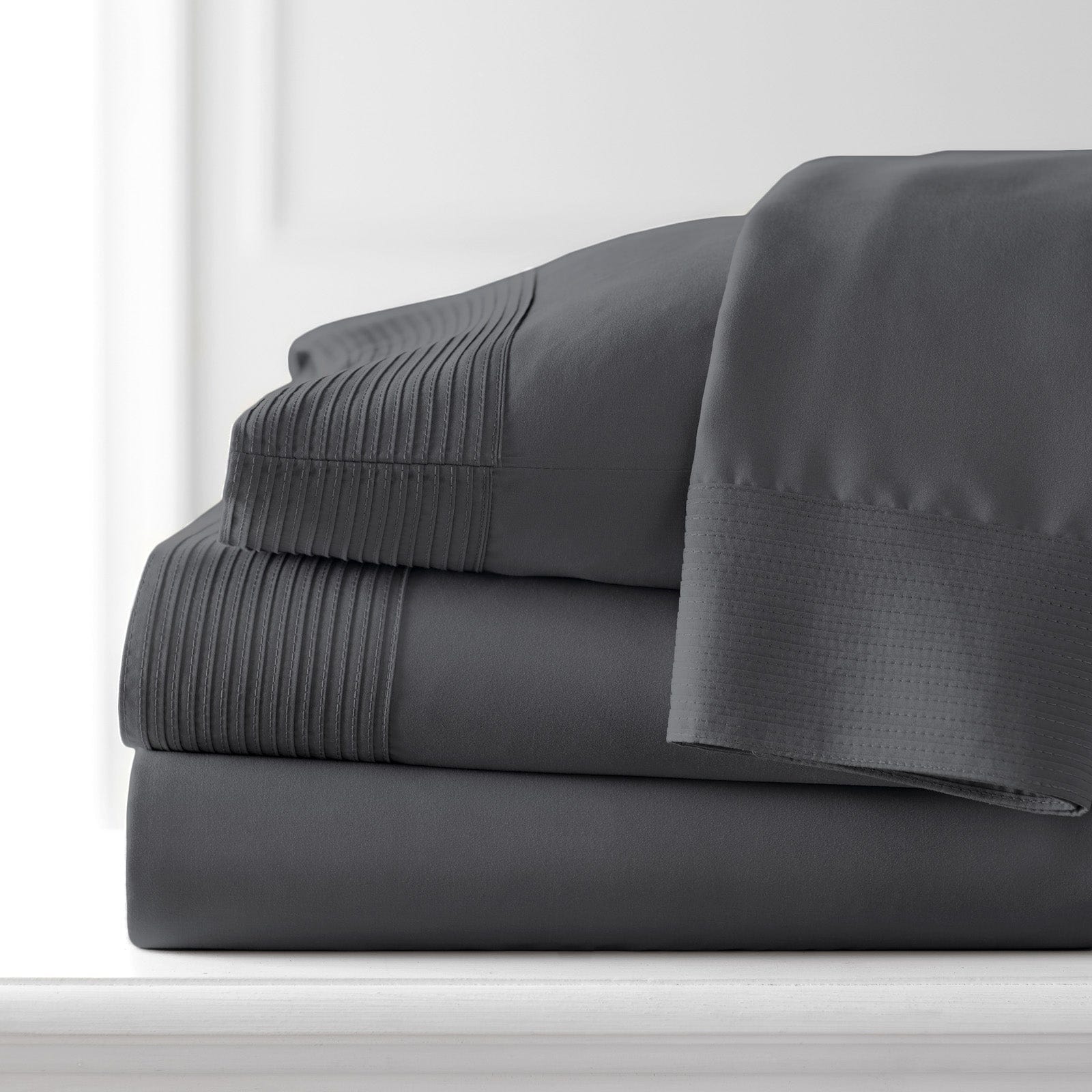Vilano Extra Deep Pocket Pleated Sheet Set