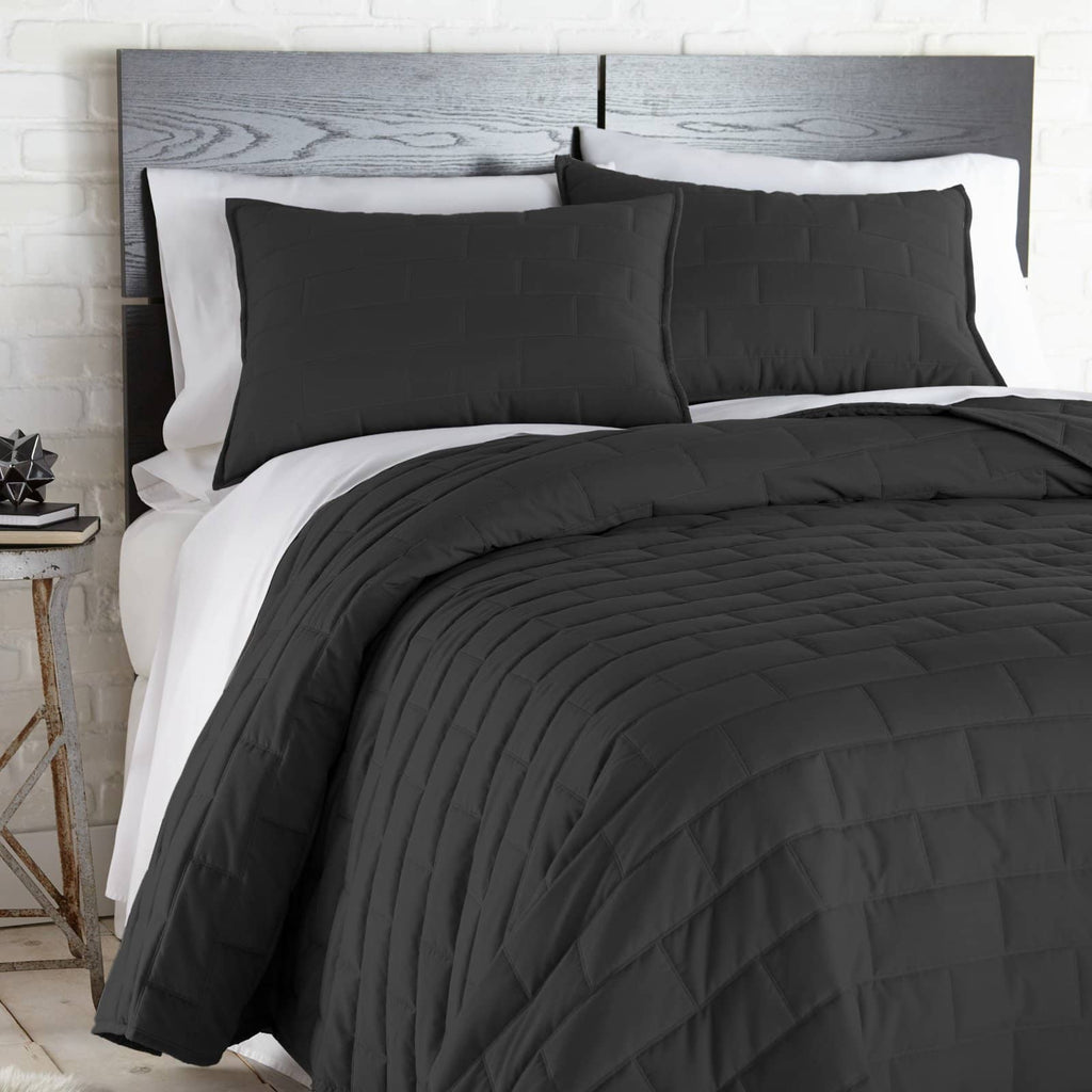Brickyard Collection Quilt Set