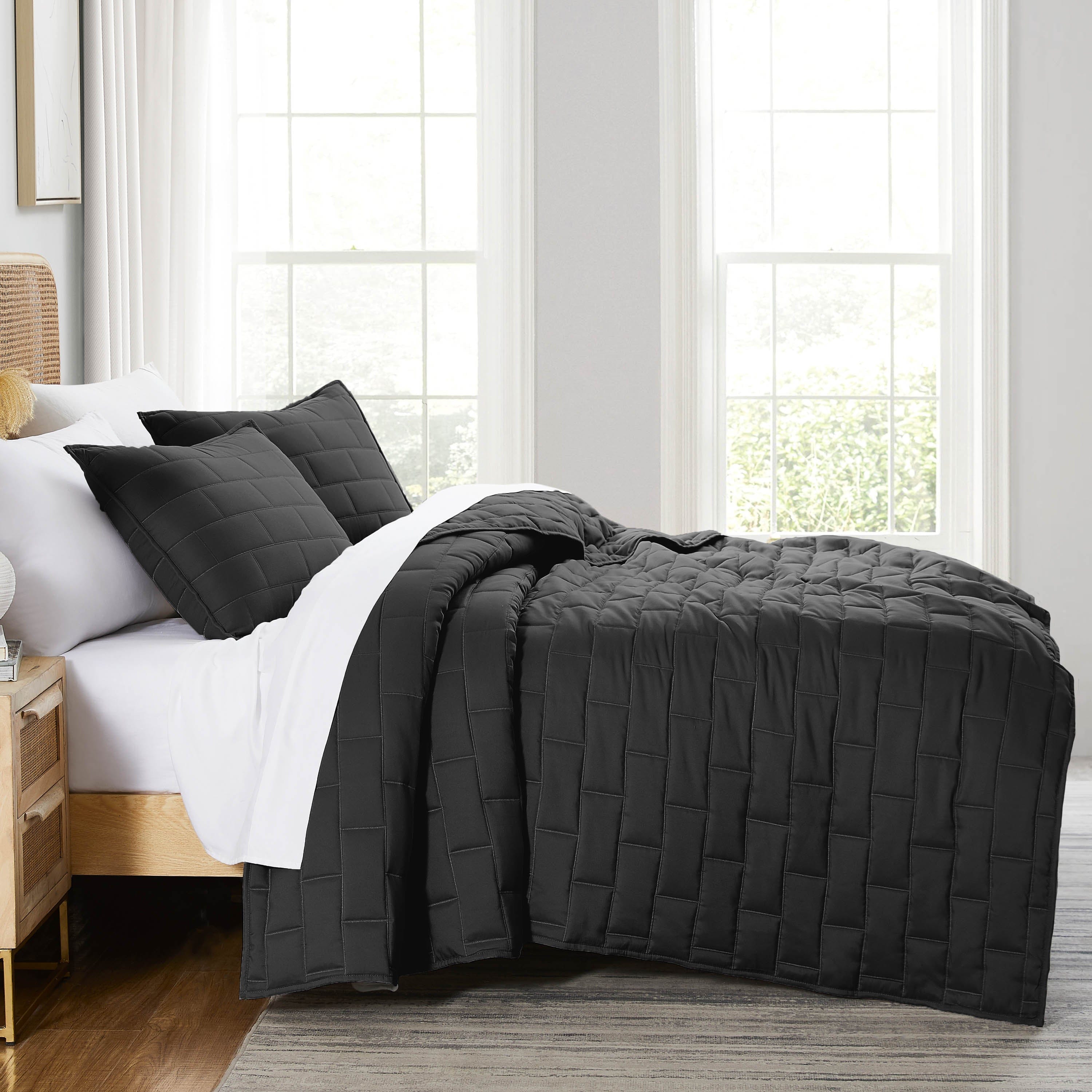 Brickyard Collection Quilt Set