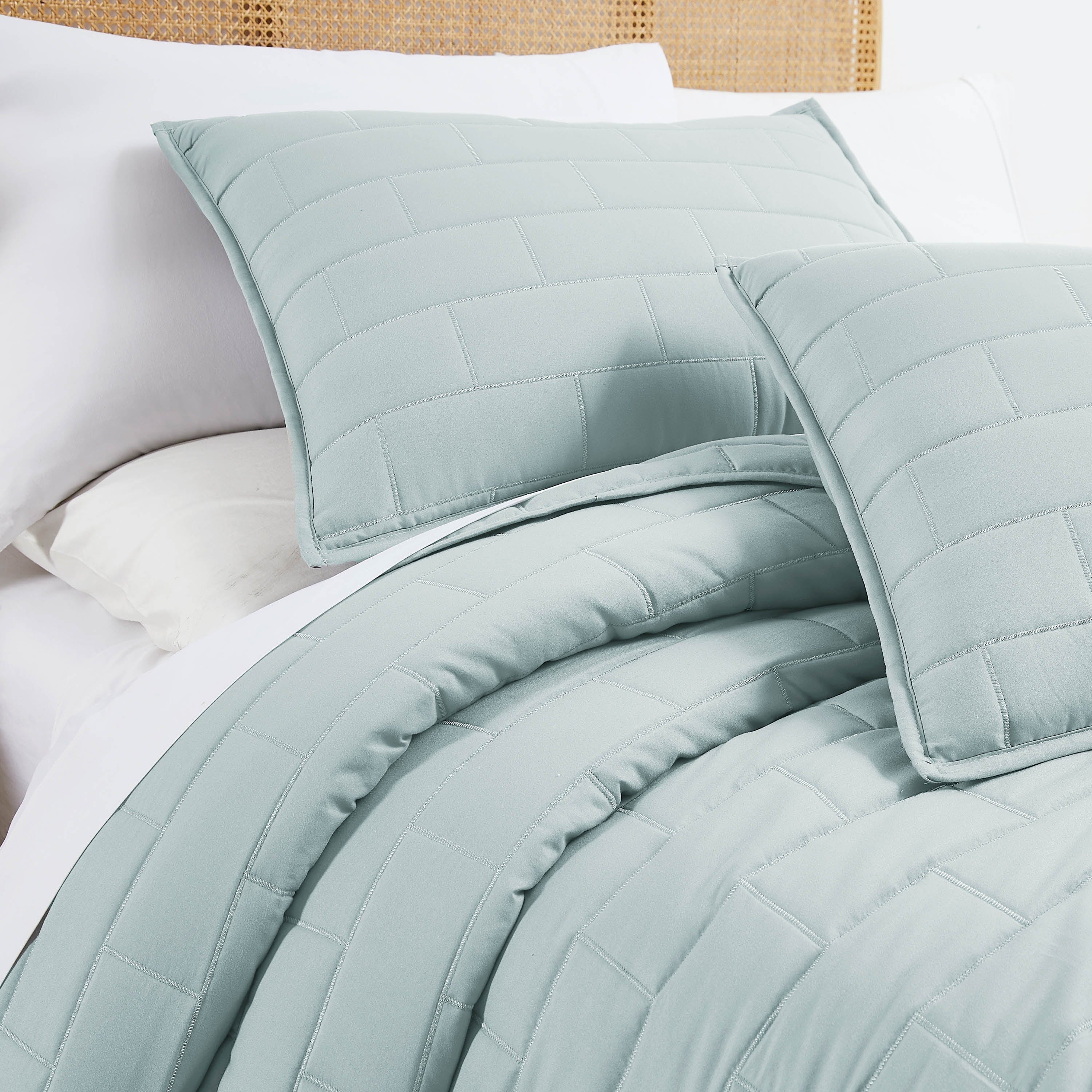 Brickyard Collection Quilt Set