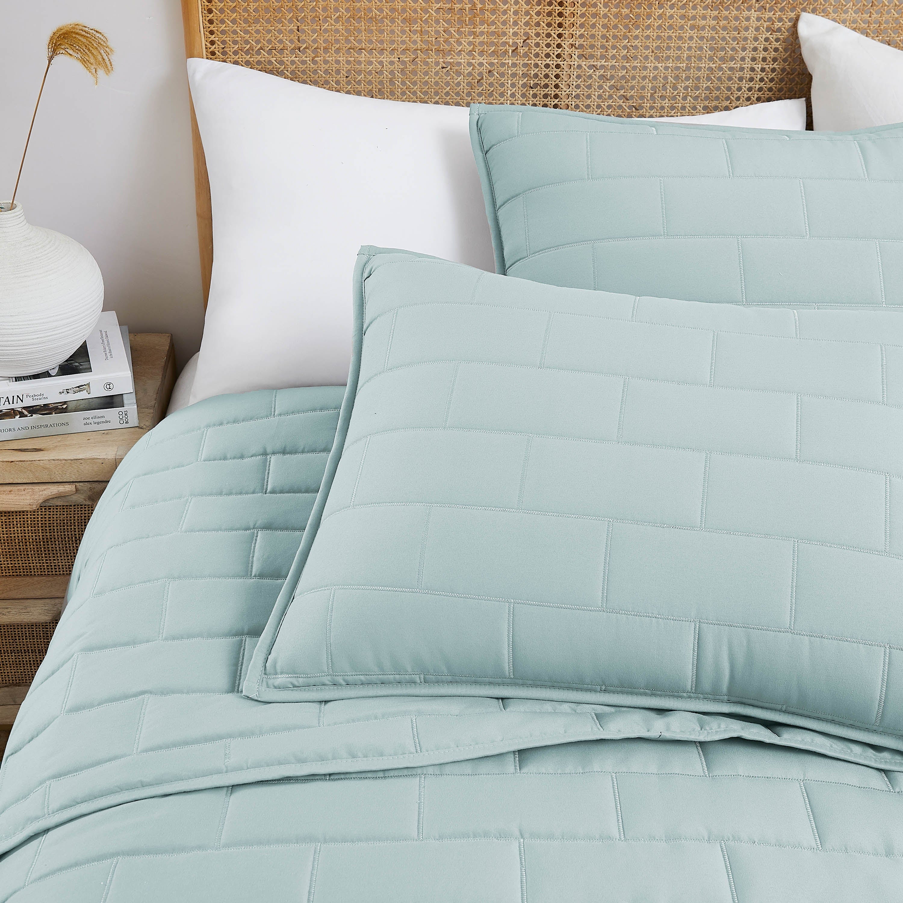 Brickyard Collection Quilt Set