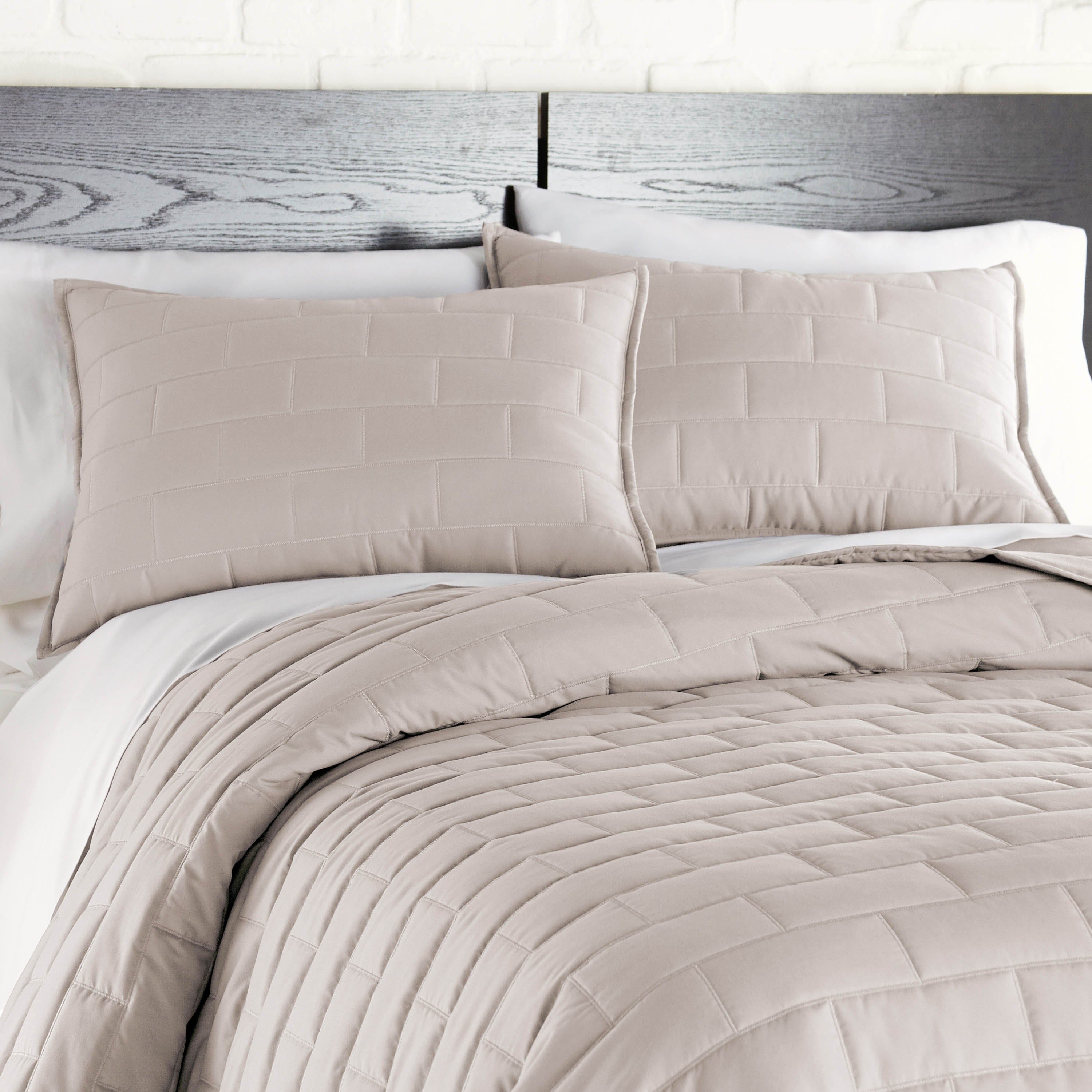 Brickyard Collection Quilt Set
