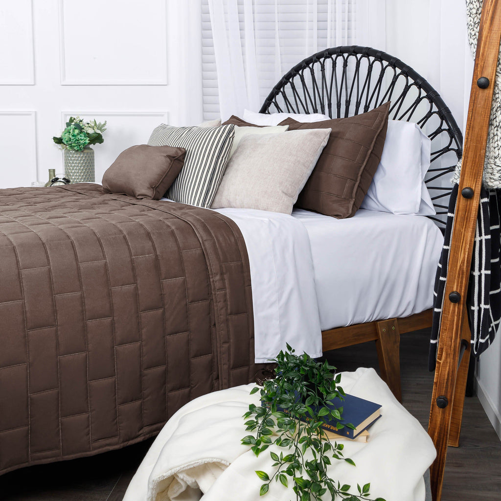 Brickyard Collection Quilt Set