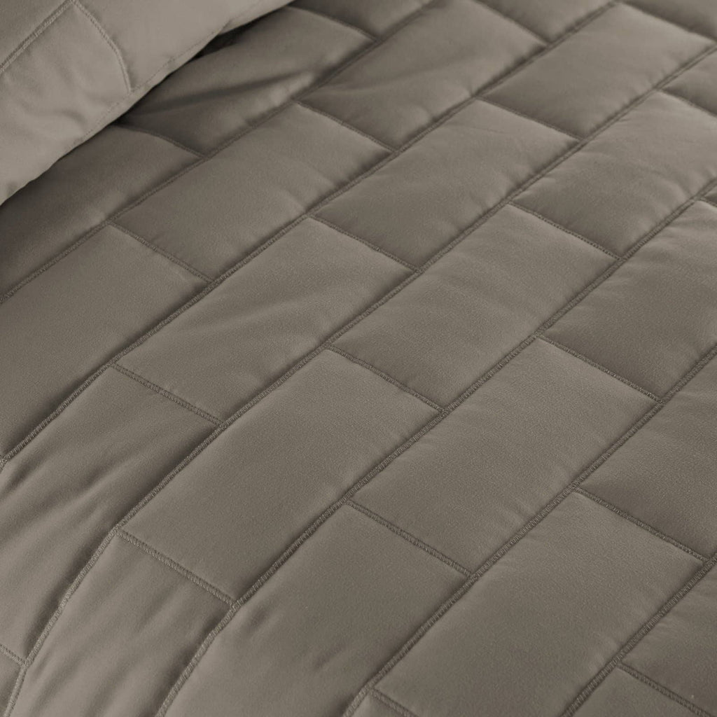 Brickyard Collection Quilt Set