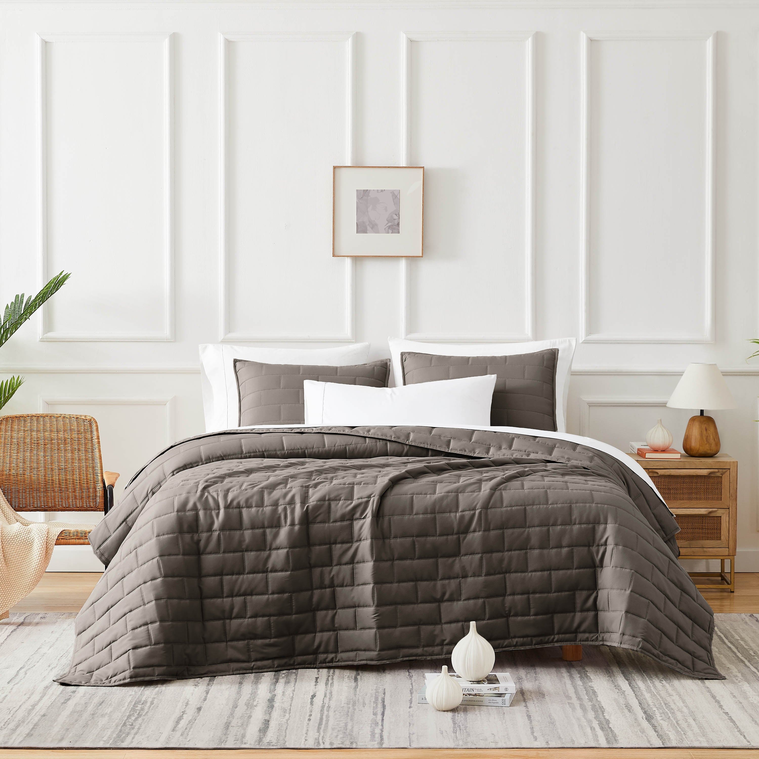 Brickyard Collection Quilt Set