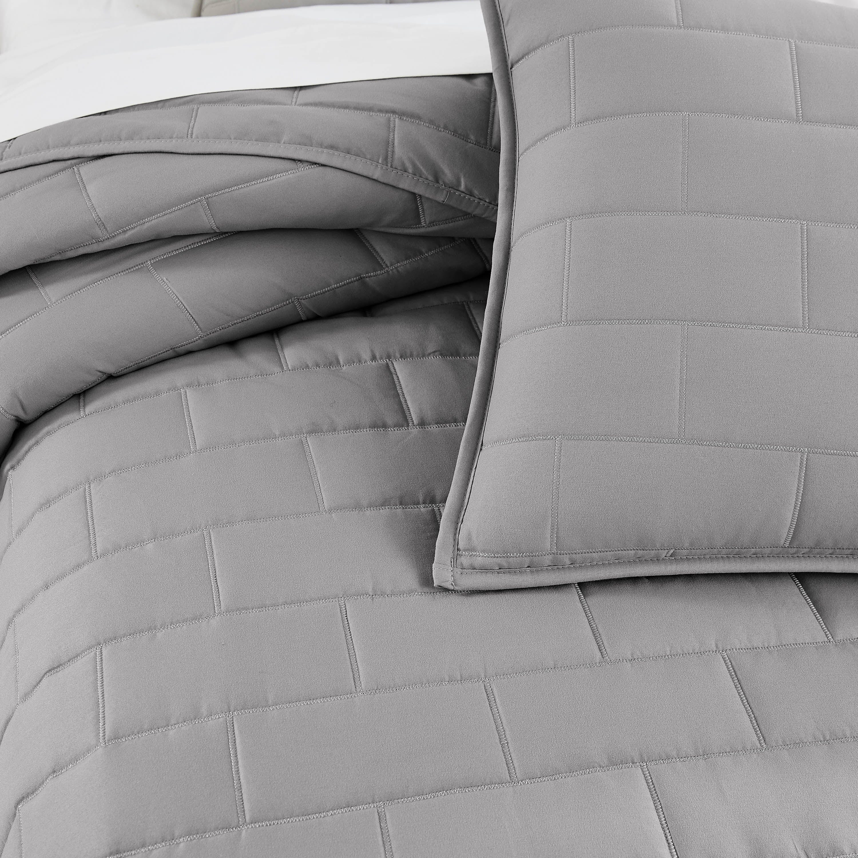 Brickyard Collection Quilt Set