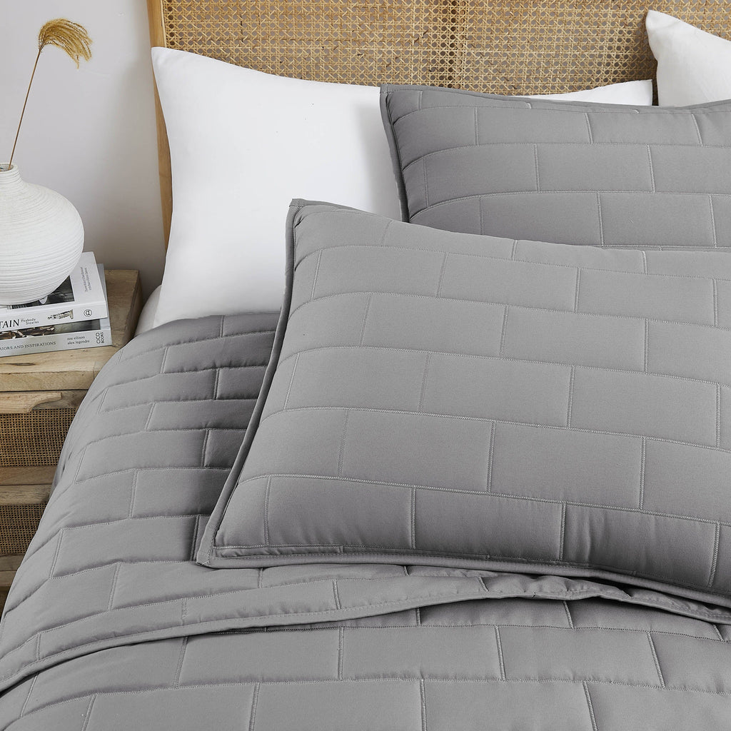 Brickyard Collection Quilt Set