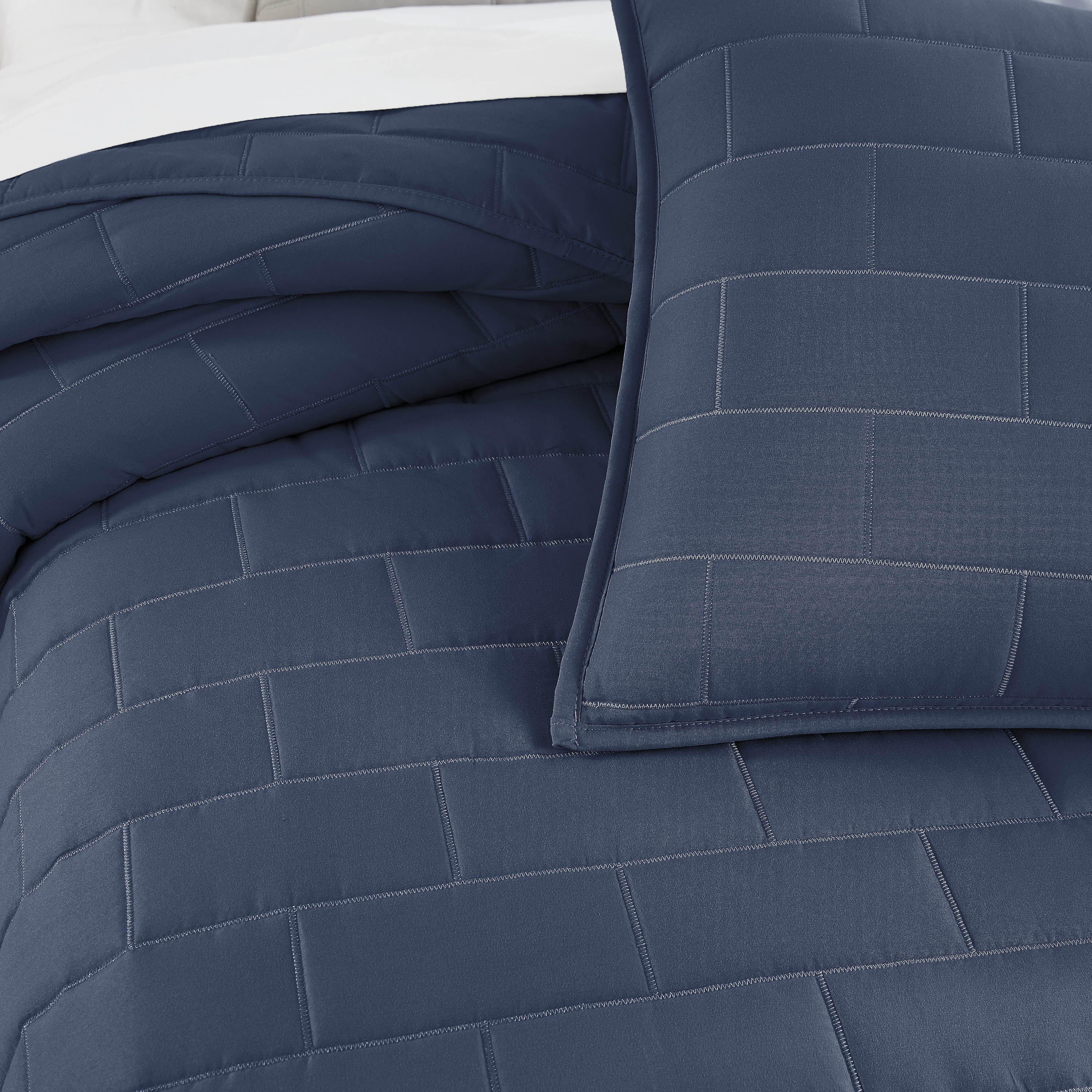 Brickyard Collection Quilt Set