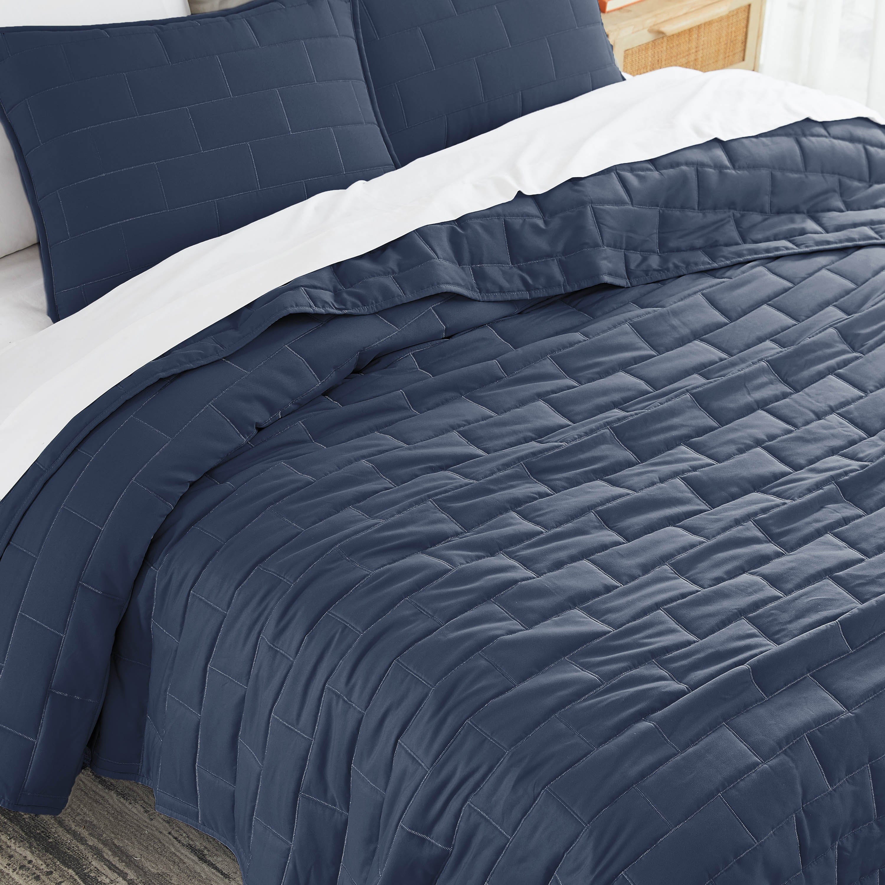 Brickyard Collection Quilt Set