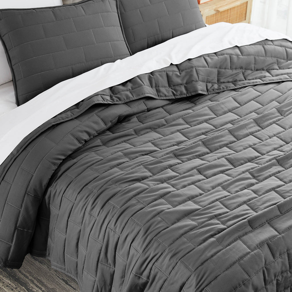 Brickyard Collection Quilt Set