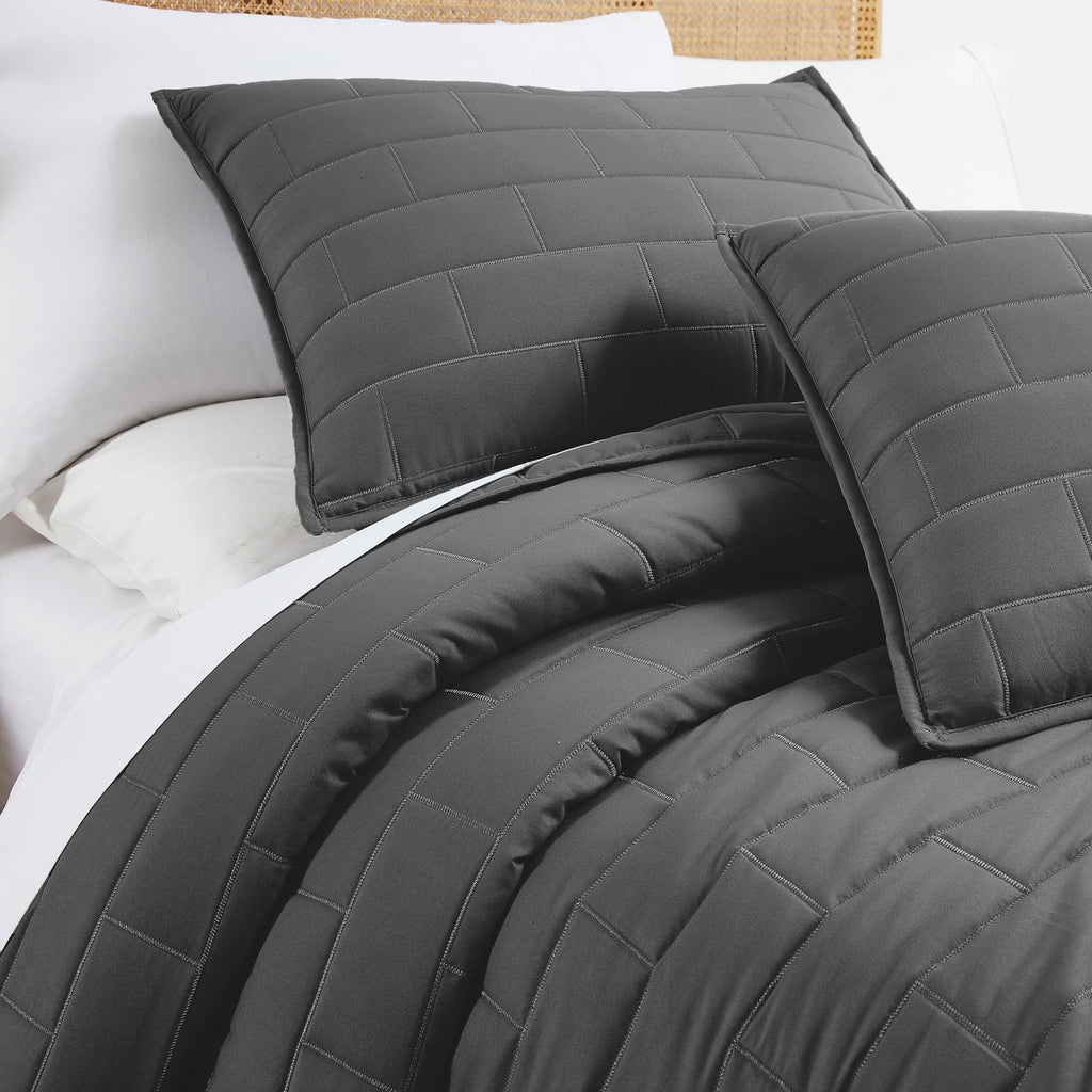 Brickyard Collection Quilt Set