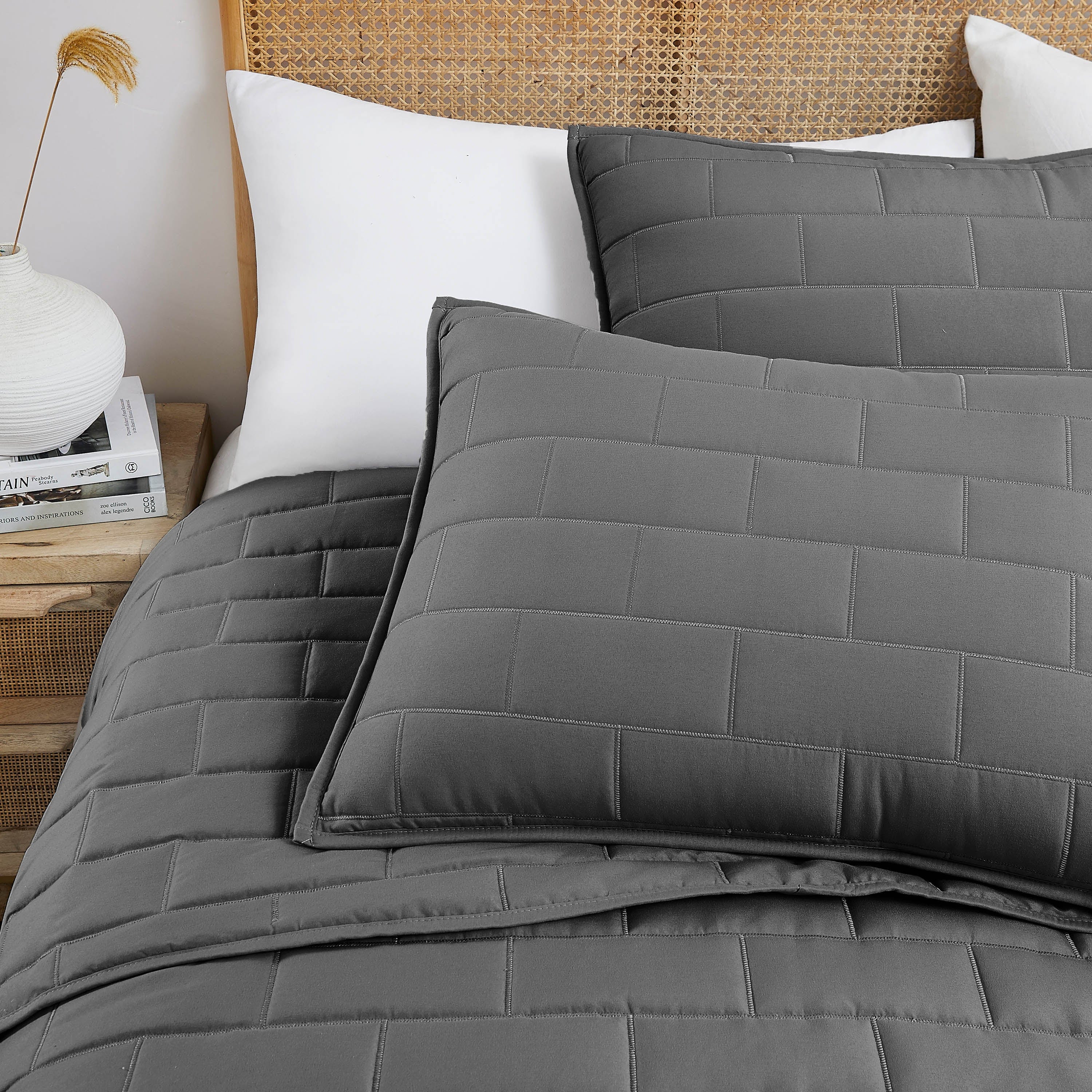 Brickyard Collection Quilt Set