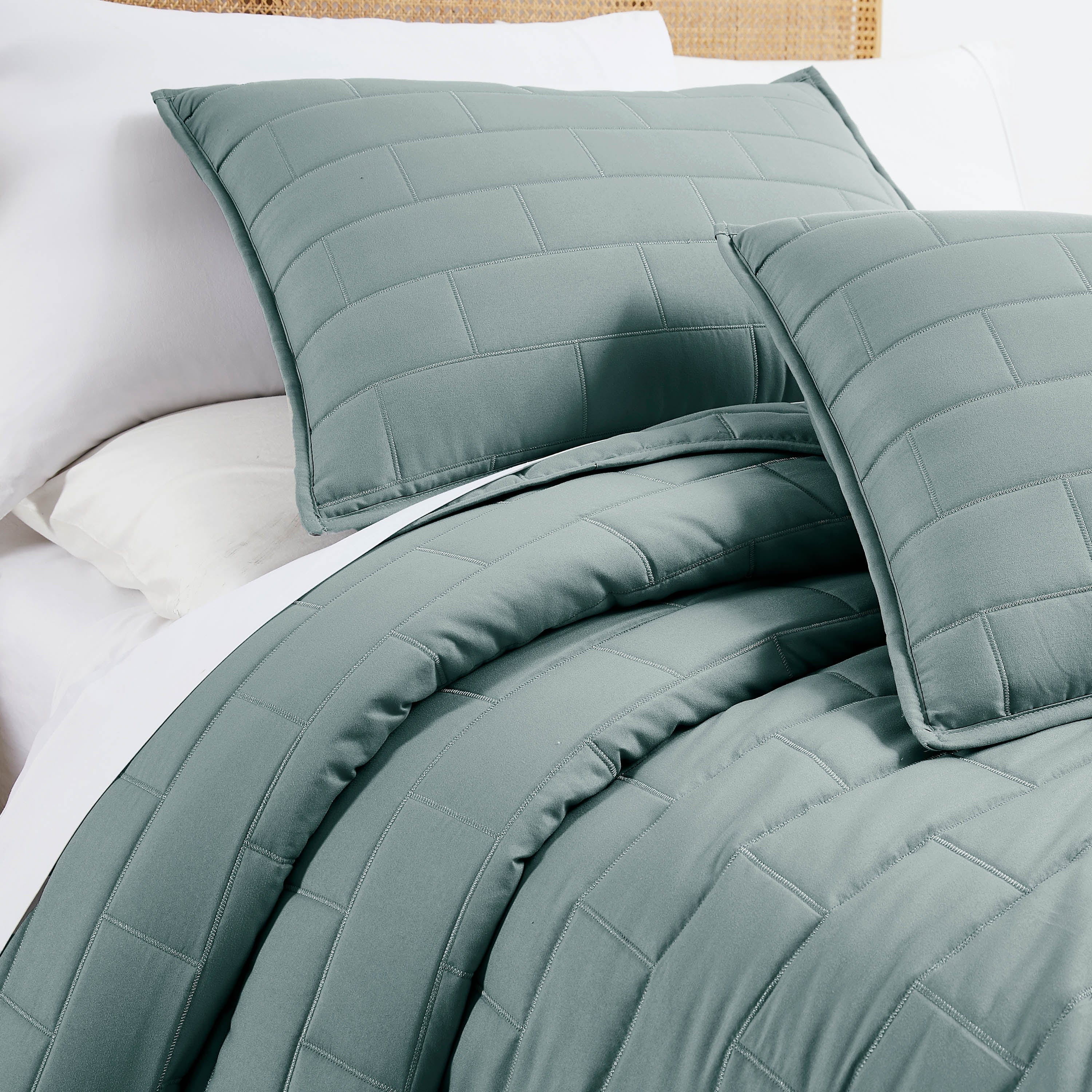 Brickyard Collection Quilt Set